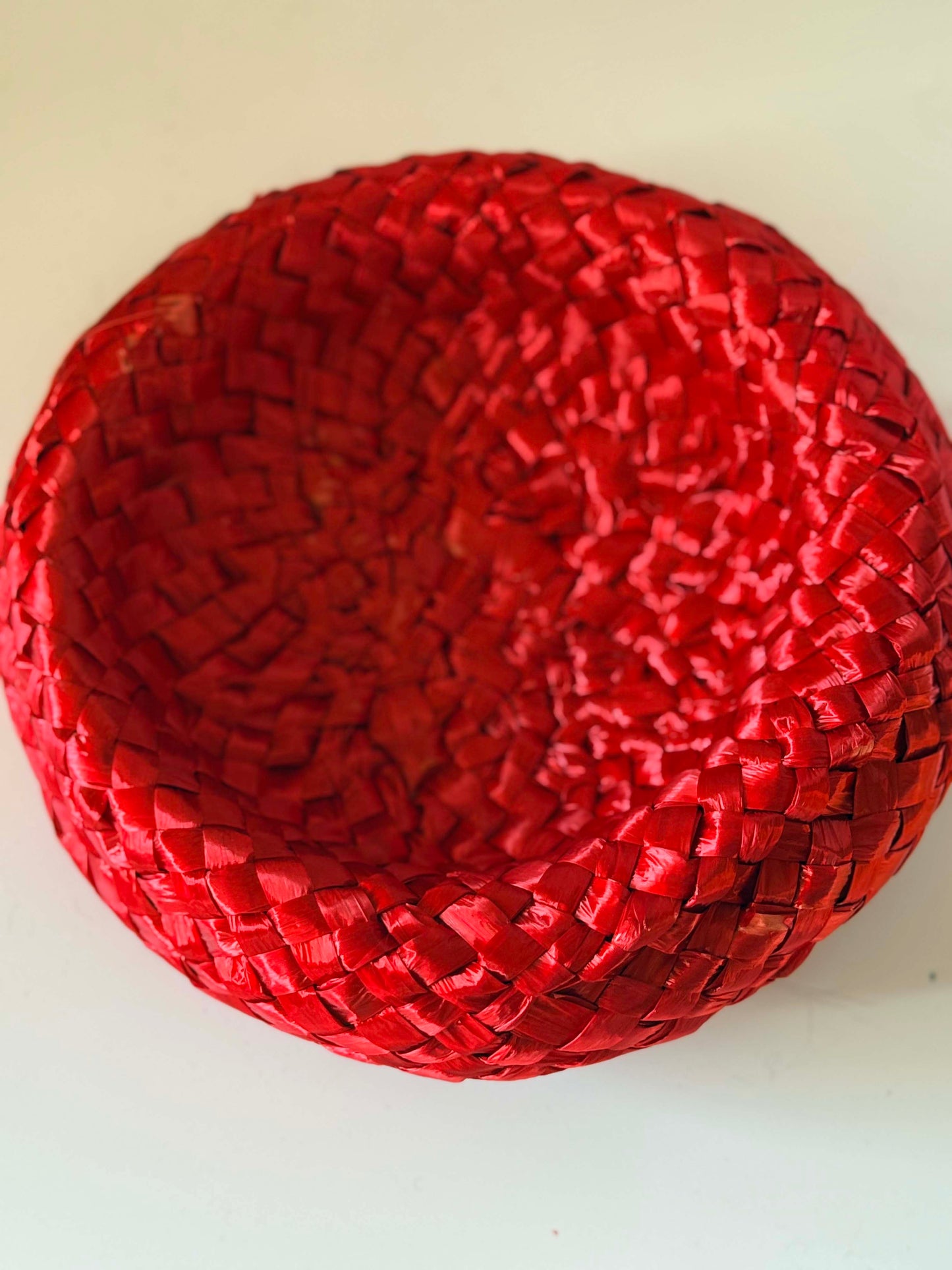 Vintage Red Raffia Tilt Hat | 1950s Scarlet Straw Cocktail Hat | Boater Fascinator | Mid Century Statement Hat