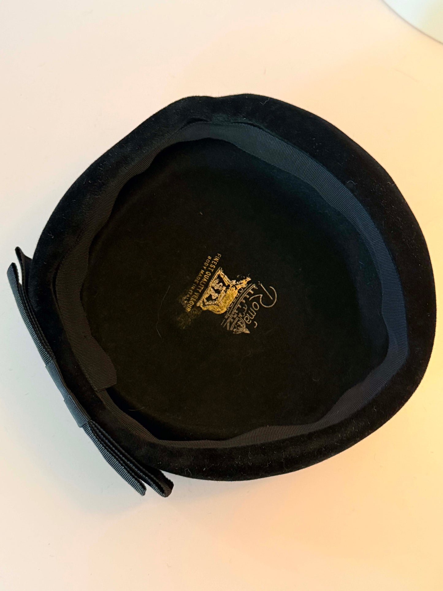 Vintage Roma's Black Velvet Boater Hat | 1950s 1960s Velvet Cocktail Hat | Wide Brim Church Hat | Veil Ready Bridal Hat