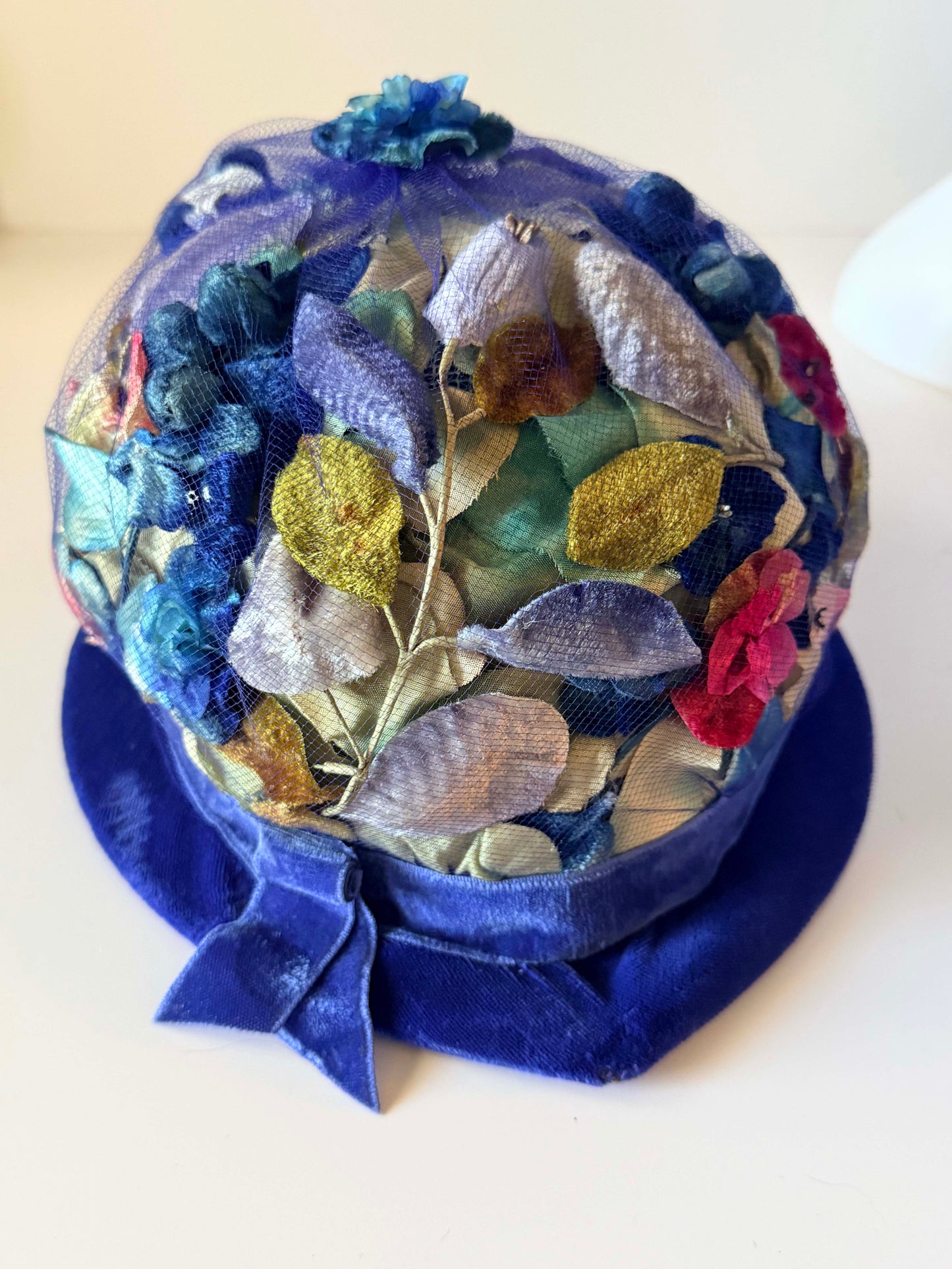 Vintage Blue Velvet Floral Cocktail Hat | 1950s Flower Hat | Blue Velvet Brim Hat | Mid Century Floral Millinery | Garden Party Hat