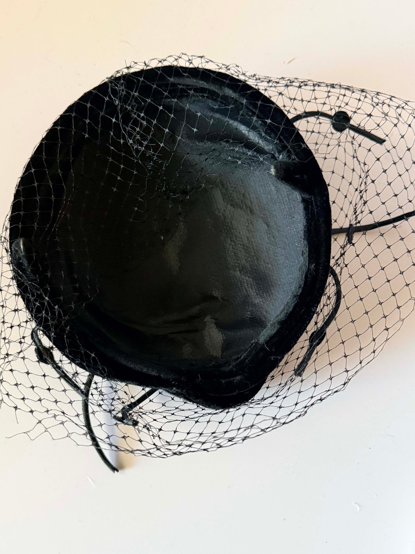 Vintage Black Veiled Cocktail Hat | 1950s Black Velvet Fascinator with Birdcage Veil | Elegant Mid Century Millinery