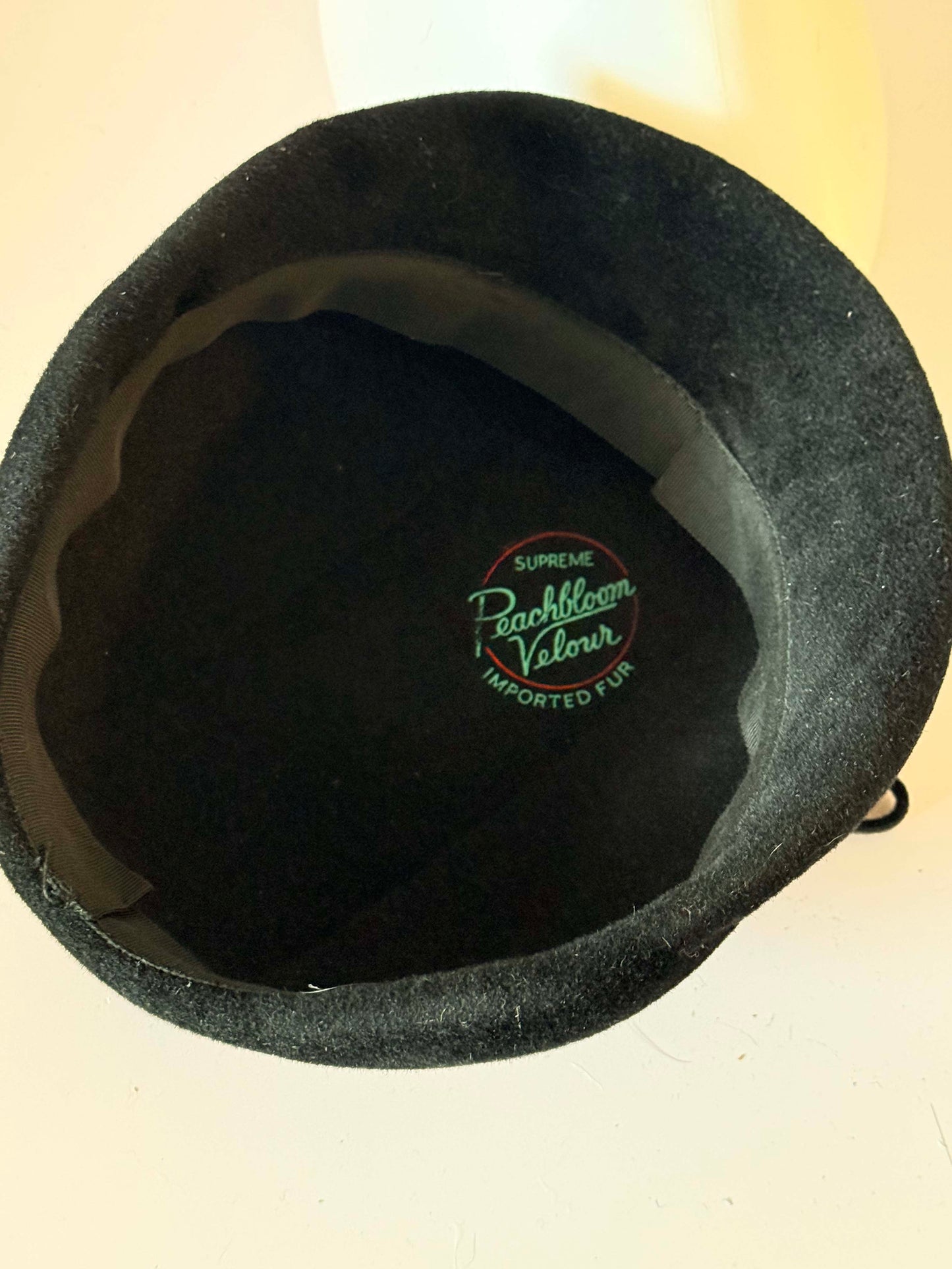 Vintage 1950s Peachbloom Velour Hat – Black Fur Felt Beret with Rhinestone Detail