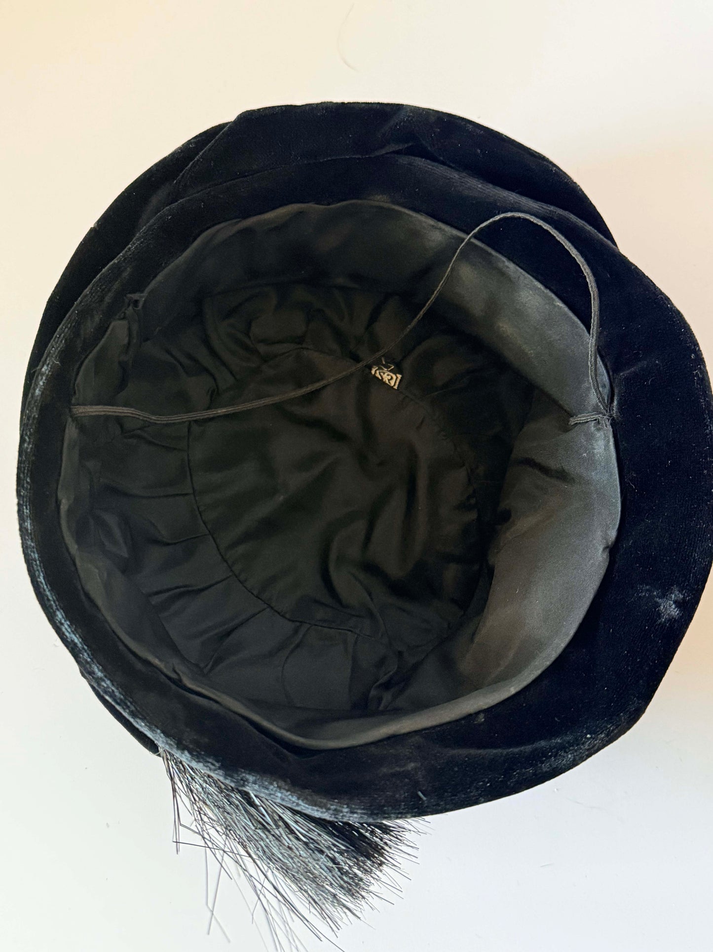 Vintage Black Velvet Cloche Hat | 1950s Cloche Hat | Horsehair Trim Cocktail Hat | Black Velvet Vintage Women's Hat