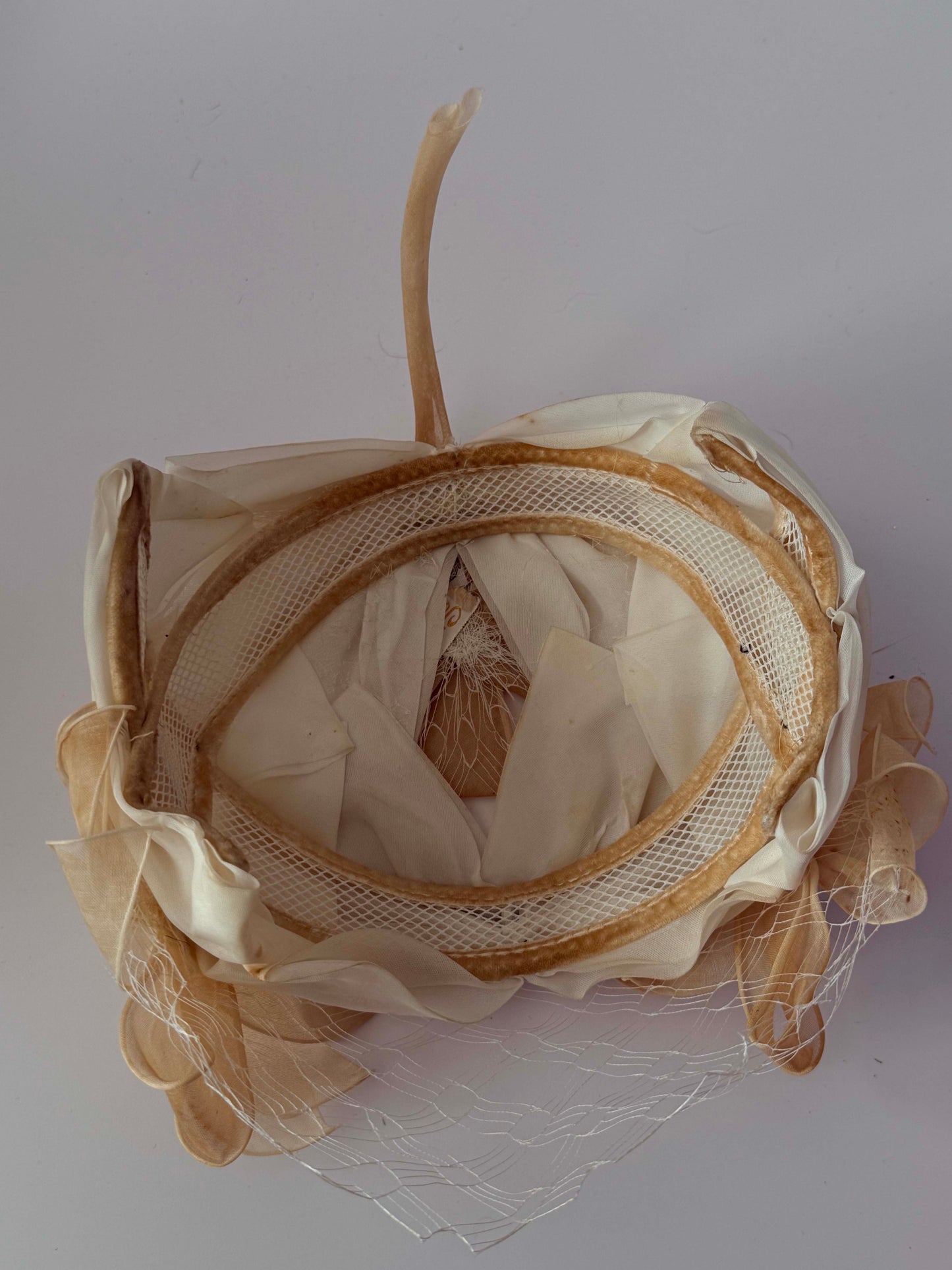Vintage 1950s Ivory Veiled Hat Sculptural Organdy Bows Bridal Wedding Cocktail Half Hat