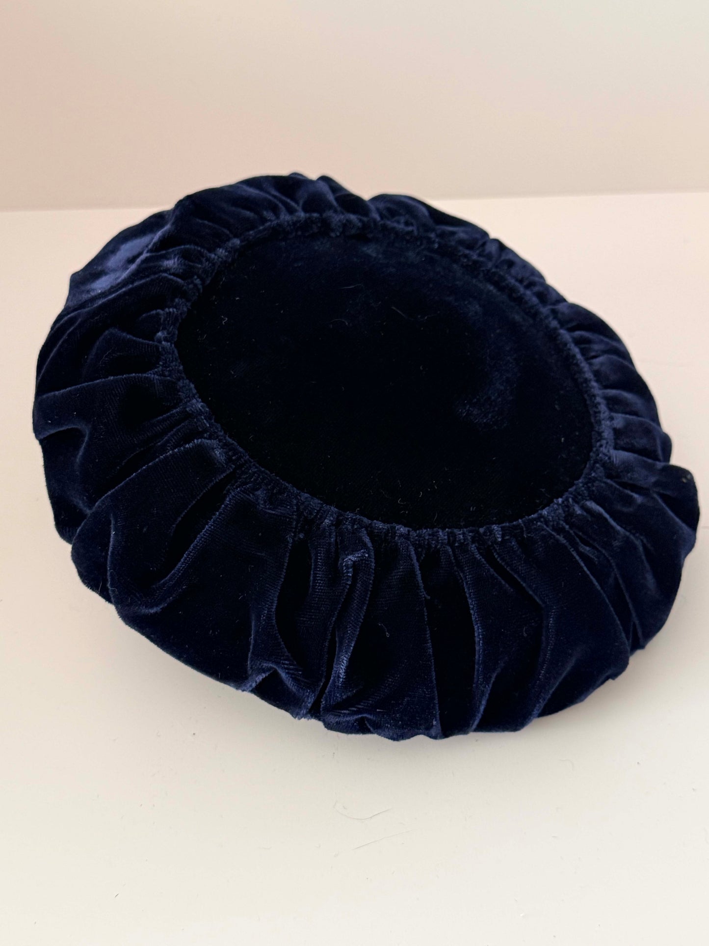Vintage 1950s Navy Velvet Hat – Marshall Field & Co Chicago Plush Crown Hat Elegant Minimalist Cocktail Style