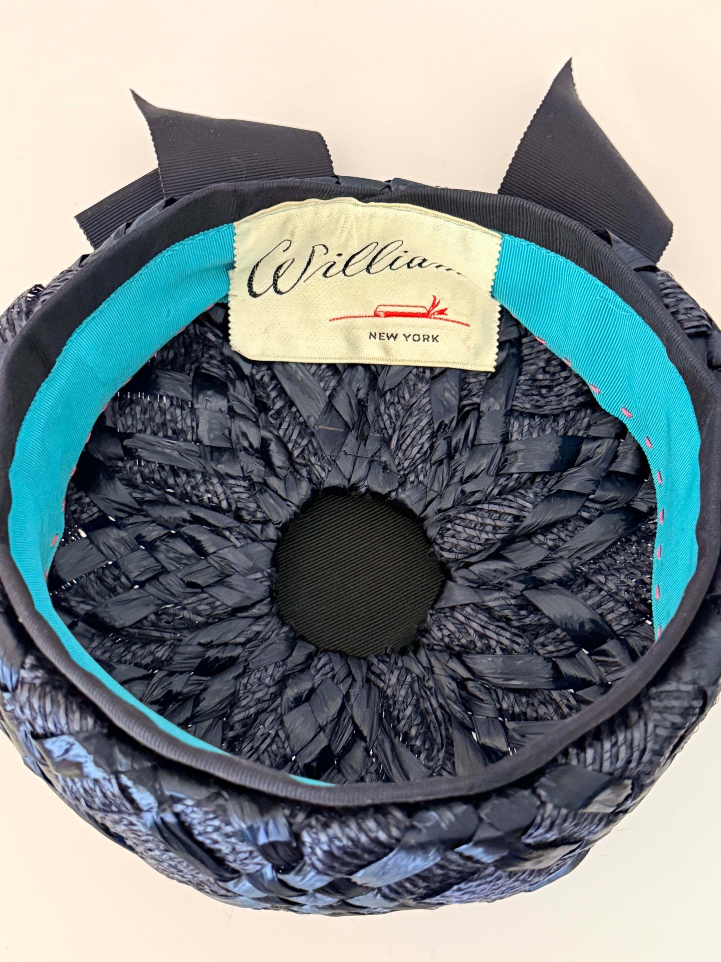 1950s William New York Navy Blue Woven Hat – Sculptural Raffia Pillbox with Grosgrain Bow