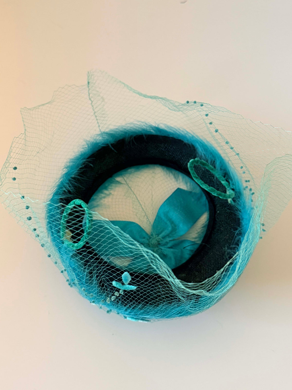 Vintage 1950s Aqua Blue Velvet Cocktail Hat with Face Veil Bow & Floral Appliqués | Mid Century Hat