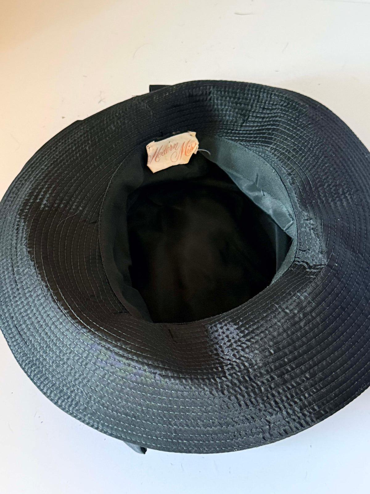 Vintage 1950s Black Audrey Hepburn Style Wide Brim Hat Oversized Satin Bow Modern Miss Hollywood Glamour Picture Hat