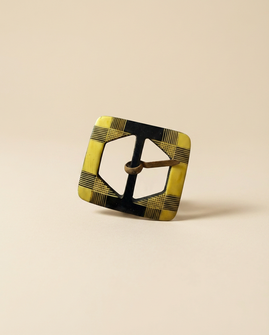 Vintage Art Deco Bakelite Belt Buckle – Yellow & Black Plaid Carved Buckle – 1930s Geometric Tortoise Style