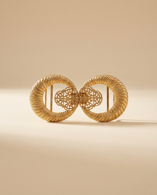 Vintage Gold Tone Double Ring Belt Buckle – Textured Ribbed Oval Buckle with Filigree Center – 1980s Statement Accessory