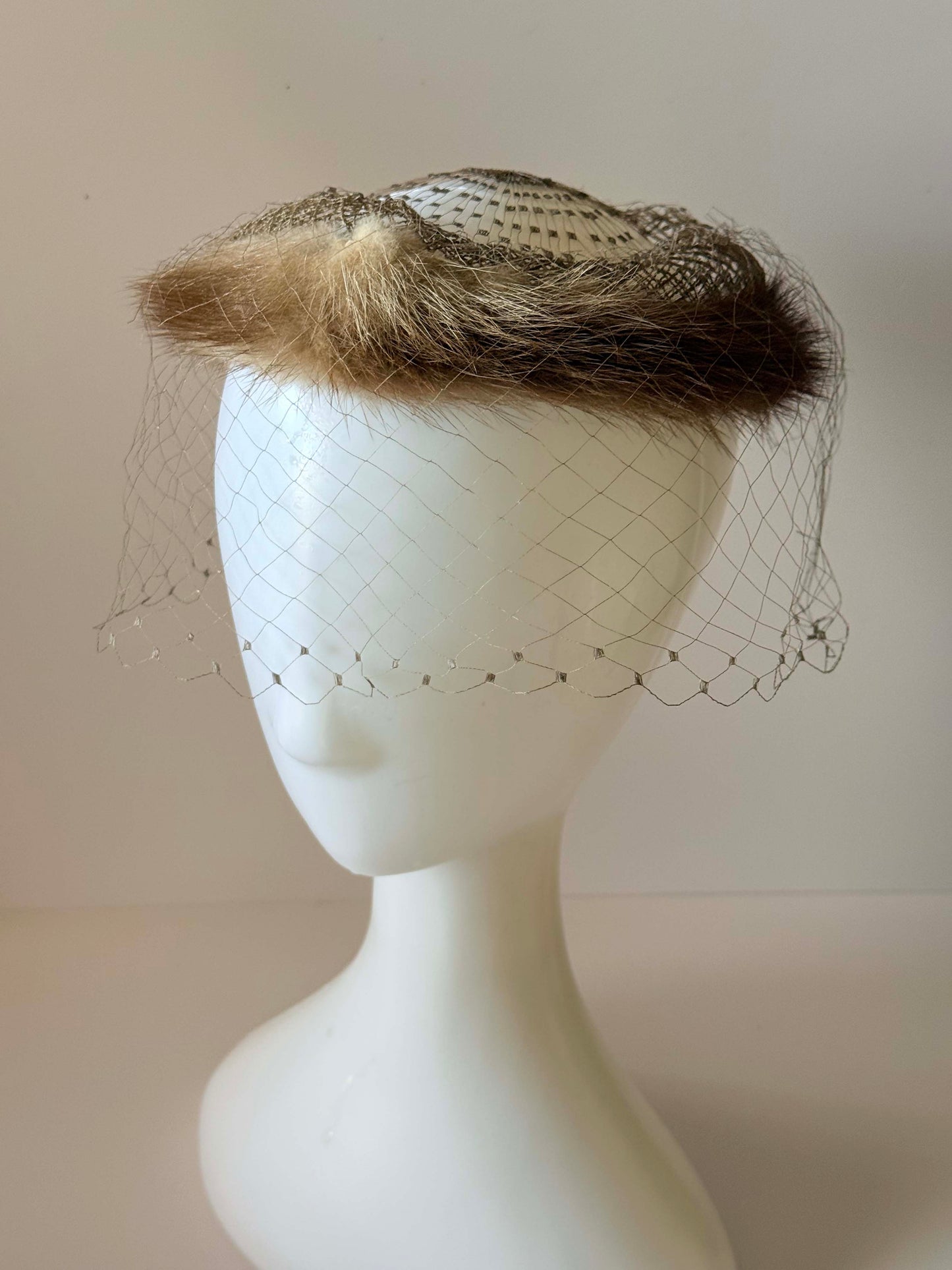 Vintage Mink Fur Halo Hat with Veil | 1950s Cocktail Fascinator | Mid Century Fur Crown Hat with Netting