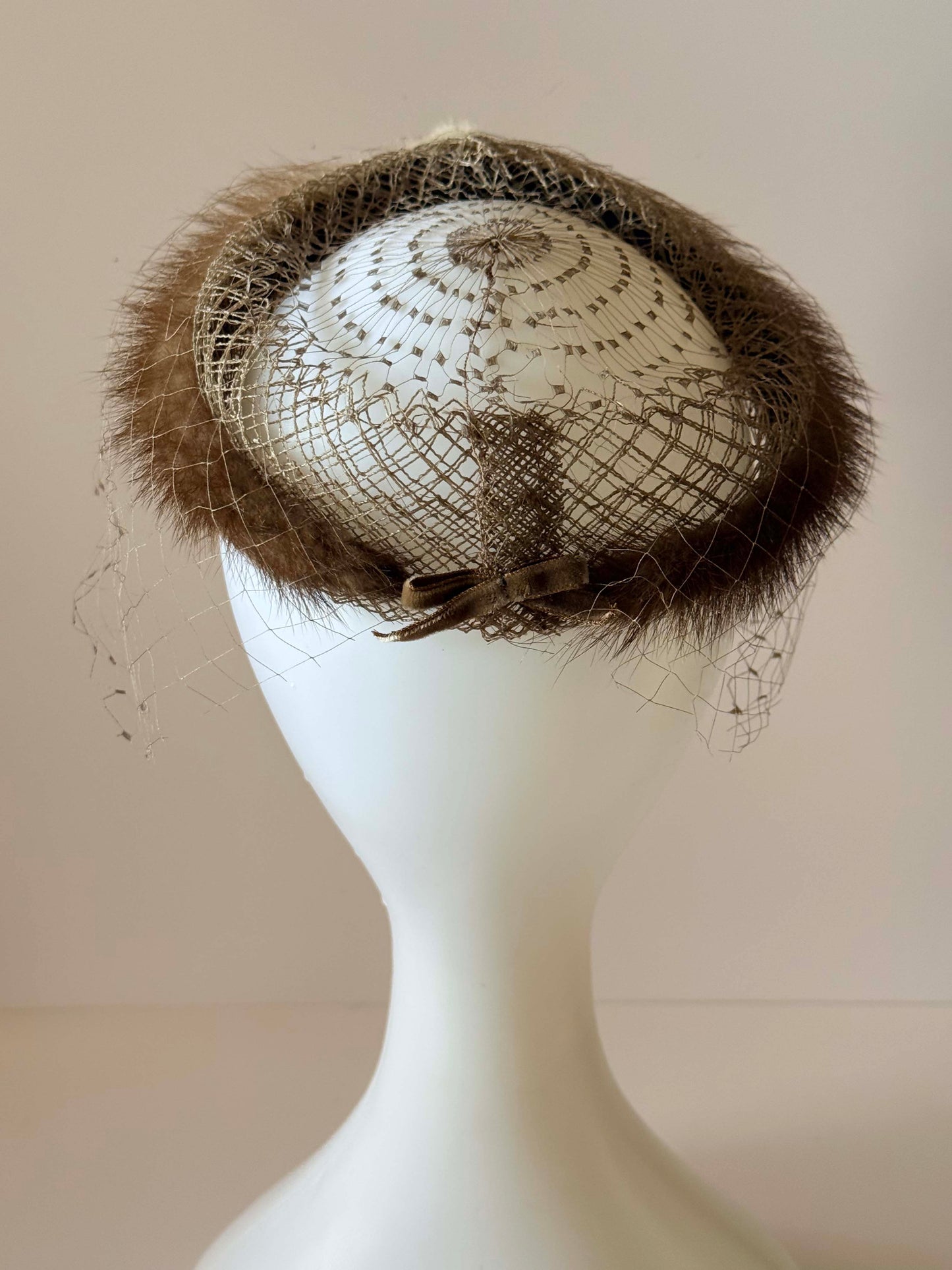 Vintage Mink Fur Halo Hat with Veil | 1950s Cocktail Fascinator | Mid Century Fur Crown Hat with Netting