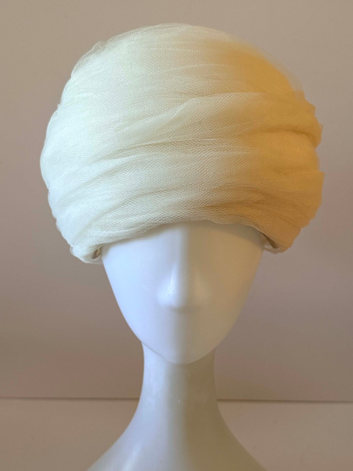 Vintage 1960s Ivory Tulle Turban Hat Draped Mesh Sculptural Pillbox Bridal Wedding Cocktail Mid Century Women's Millinery