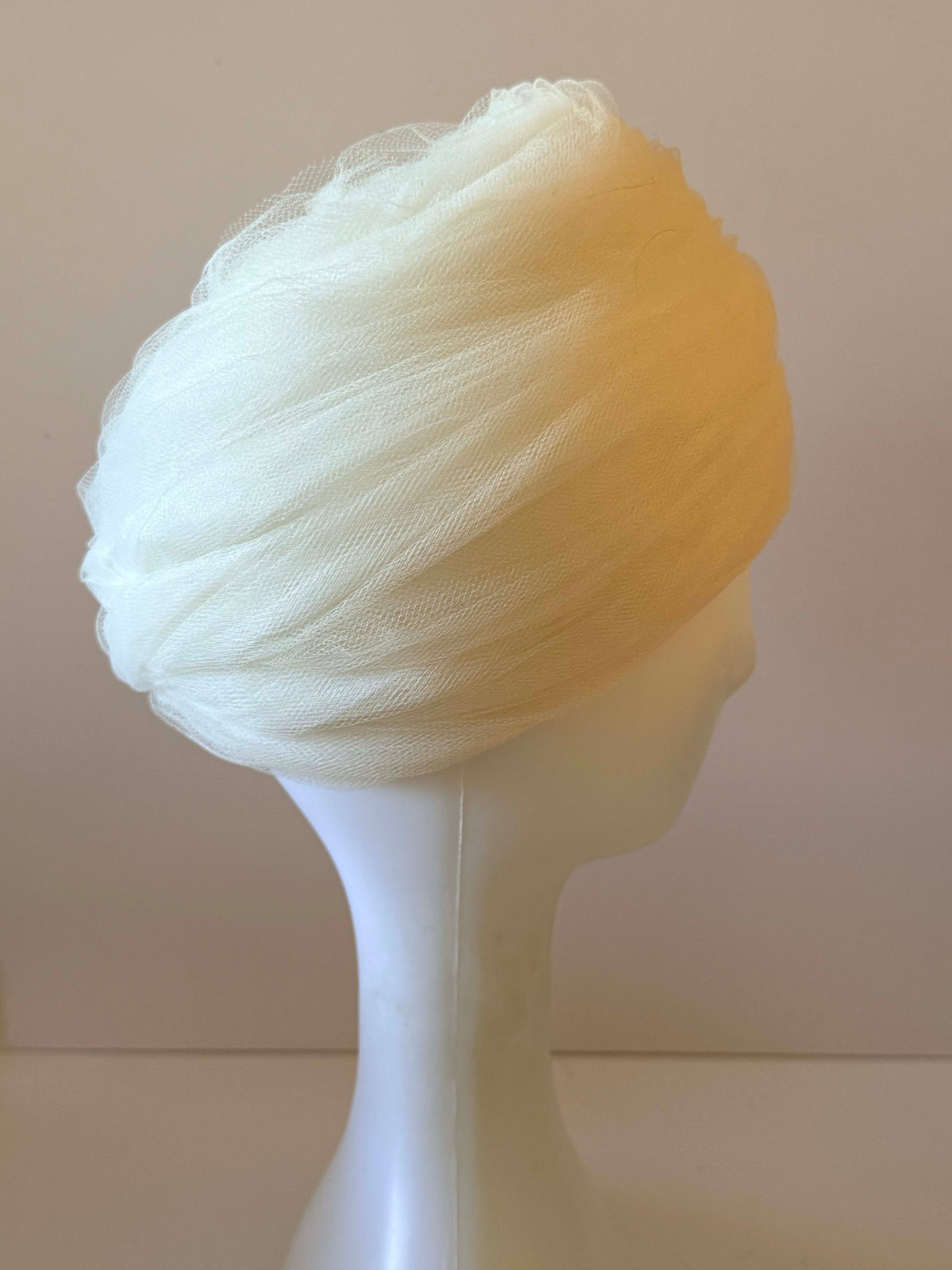 Vintage 1960s Ivory Tulle Turban Hat Draped Mesh Sculptural Pillbox Bridal Wedding Cocktail Mid Century Women's Millinery