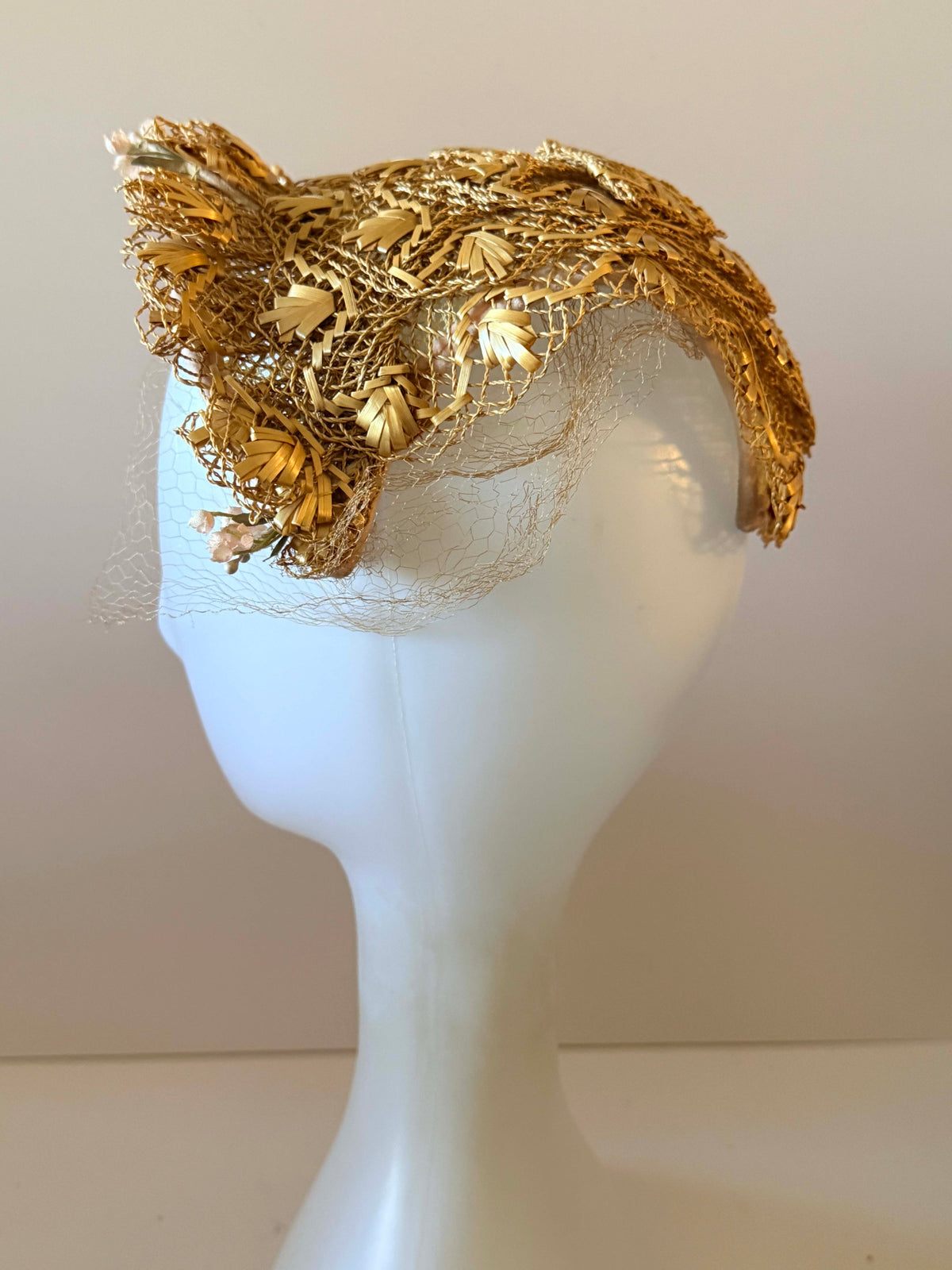 Vintage 1950s Gold Straw Half Hat with Birdcage Veil Ivory Flowers Wedding Bridal Fascinator Spring Garden Party Millinery