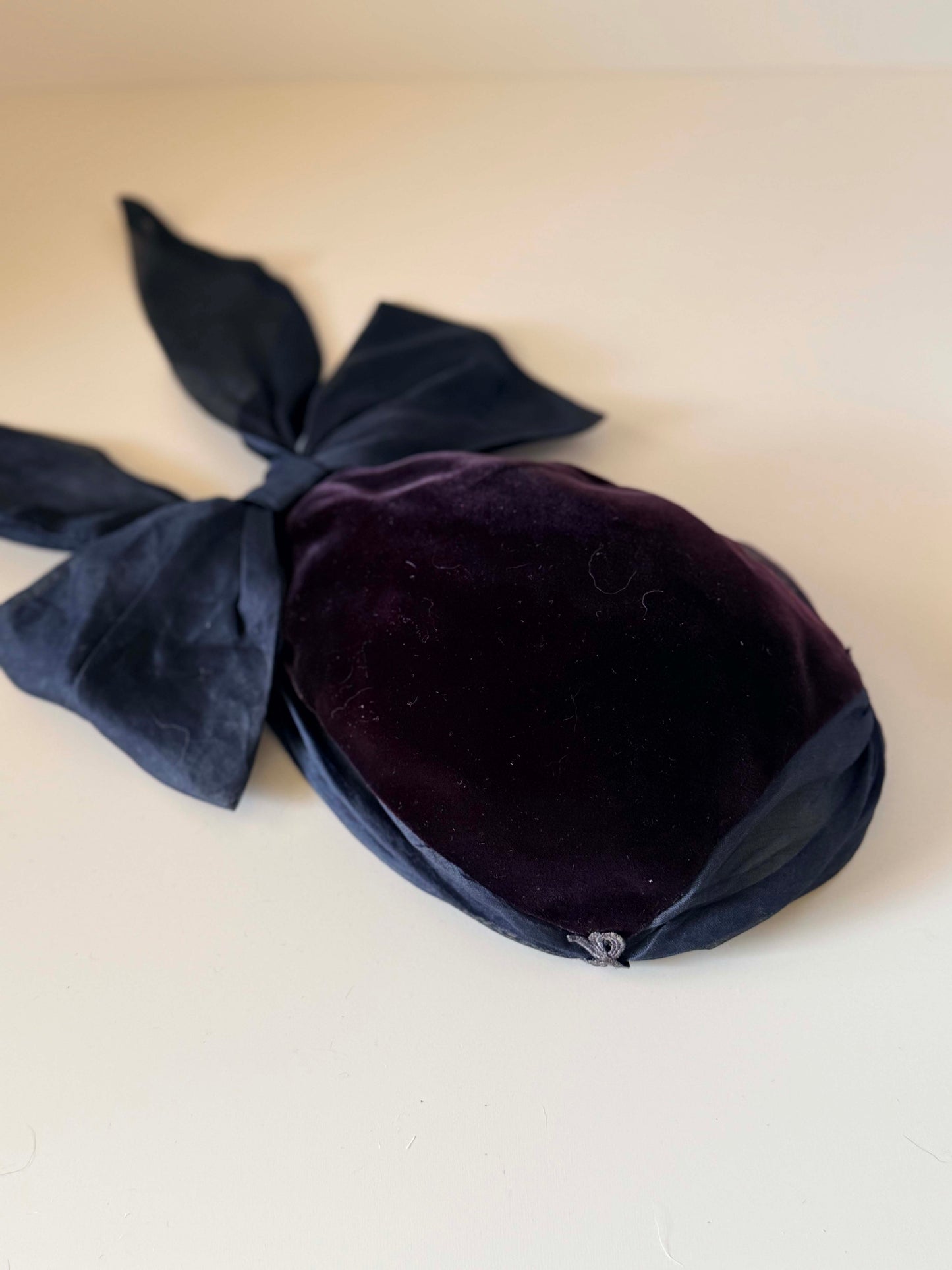 Vintage 1940s Beatrice Martin Velvet Cocktail Hat | Plum Velvet & Navy Sheer Draped Fascinator | WWII Era Millinery