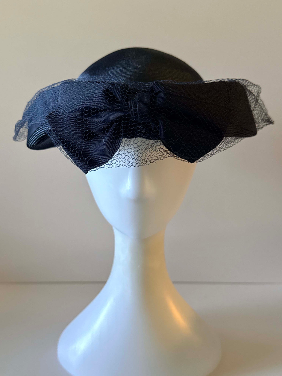 Vintage 1950s Gage Navy Blue Derby Hat Large Grosgrain Bow Veil Mid Century Saucer Hat Designer Millinery
