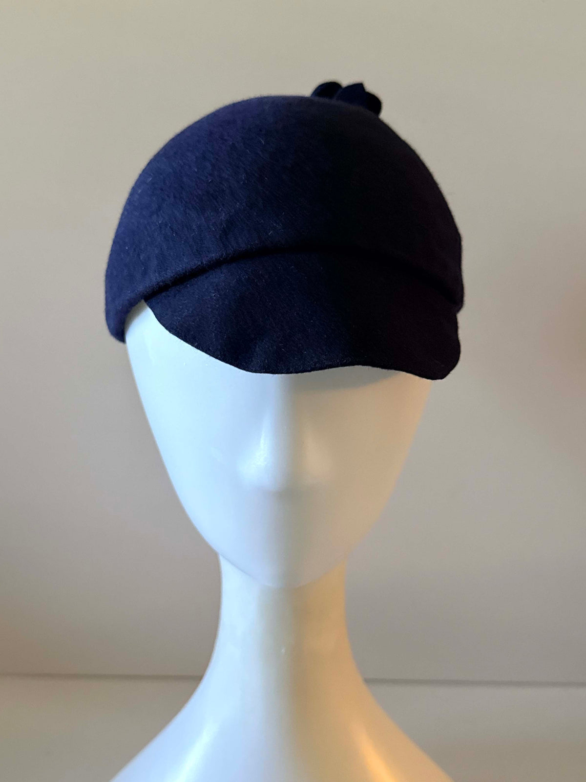 Vintage 1960s Keuser Lint Navy Blue Wool Felt Riding Cap Hat Equestrian Style Brimmed Cloche Retro Millinery