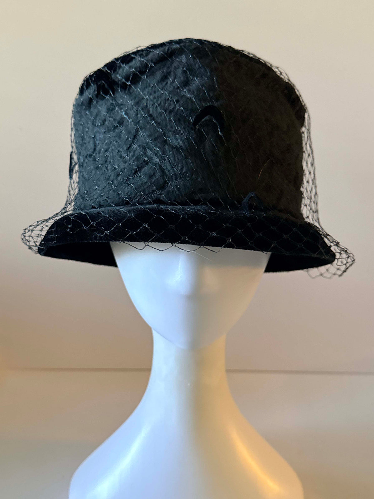 Vintage 1960s Black Velvet Bucket Cloche Hat with Birdcage Veiling and Floral Texture Women's Millinery