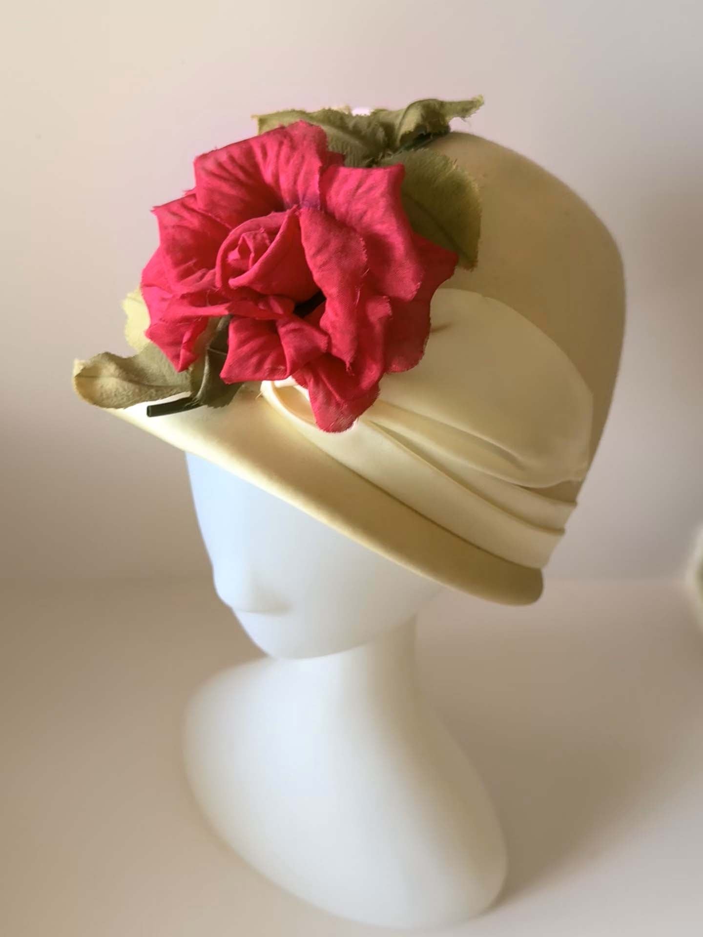 1960s Mr. Richard Ivory Wool Cloche Hat with Red Rose | Vintage Floral Mod Hat | Winter Garden Party Hat | Romantic Mid Century Millinery