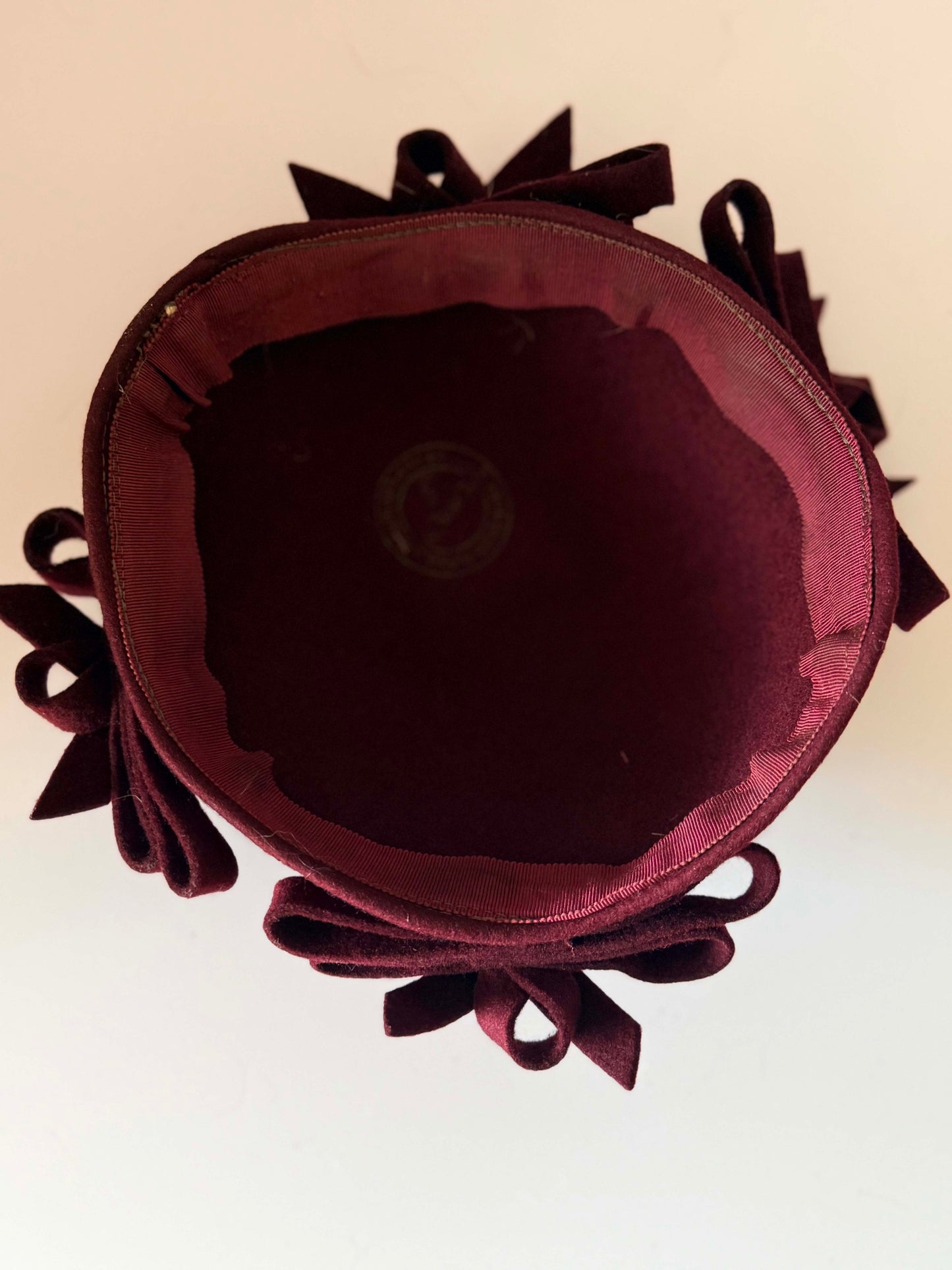 1950s Burgundy Felt Cocktail Hat | Vintage Bow Trim Fascinator | Sculptural Half Hat Tilt Cap