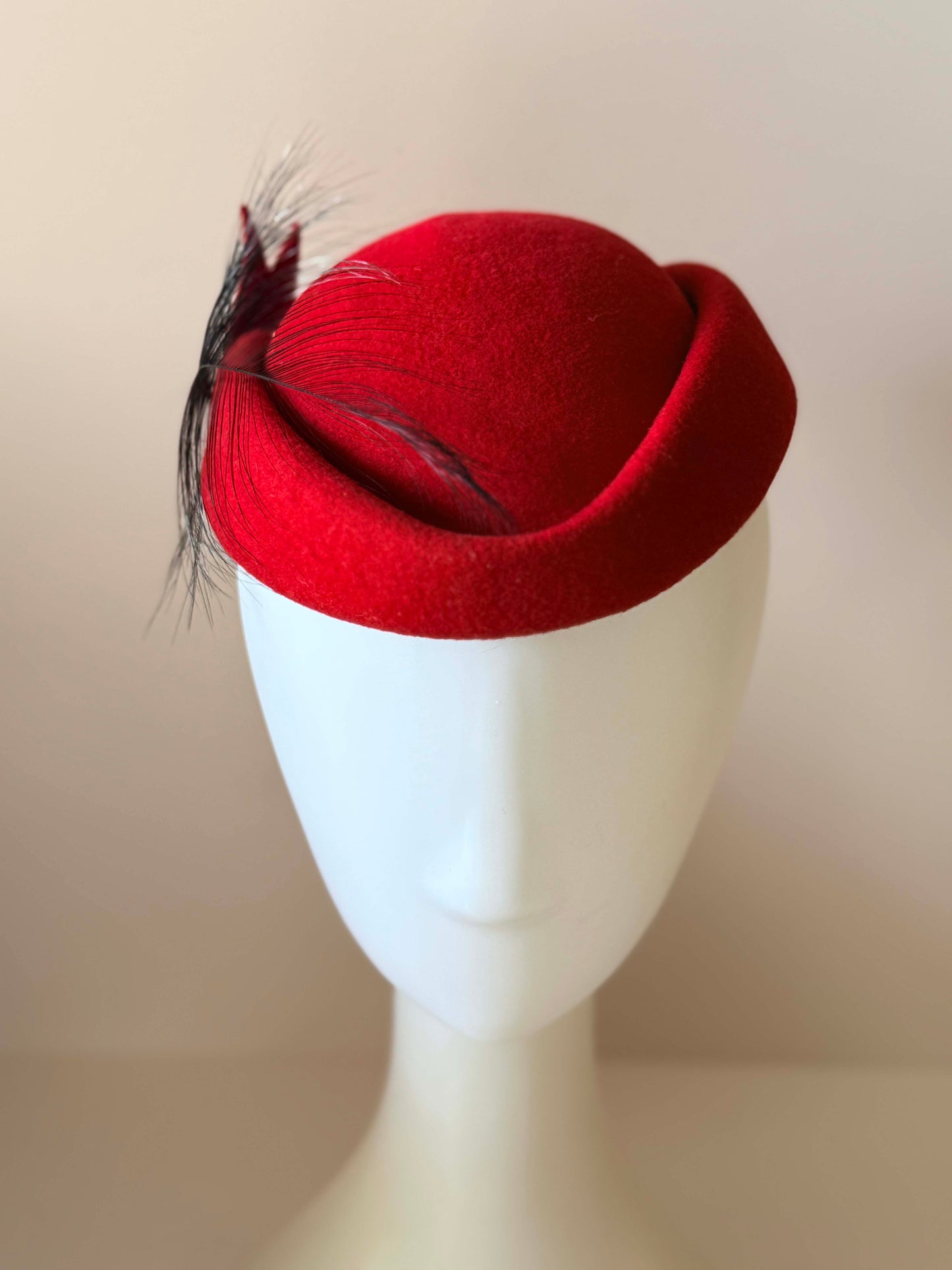 1960s Frank Olive Counter-Fit Red Felt Hat | Sculptural Mod Cocktail Hat | Feather Trim Vintage Pillbox