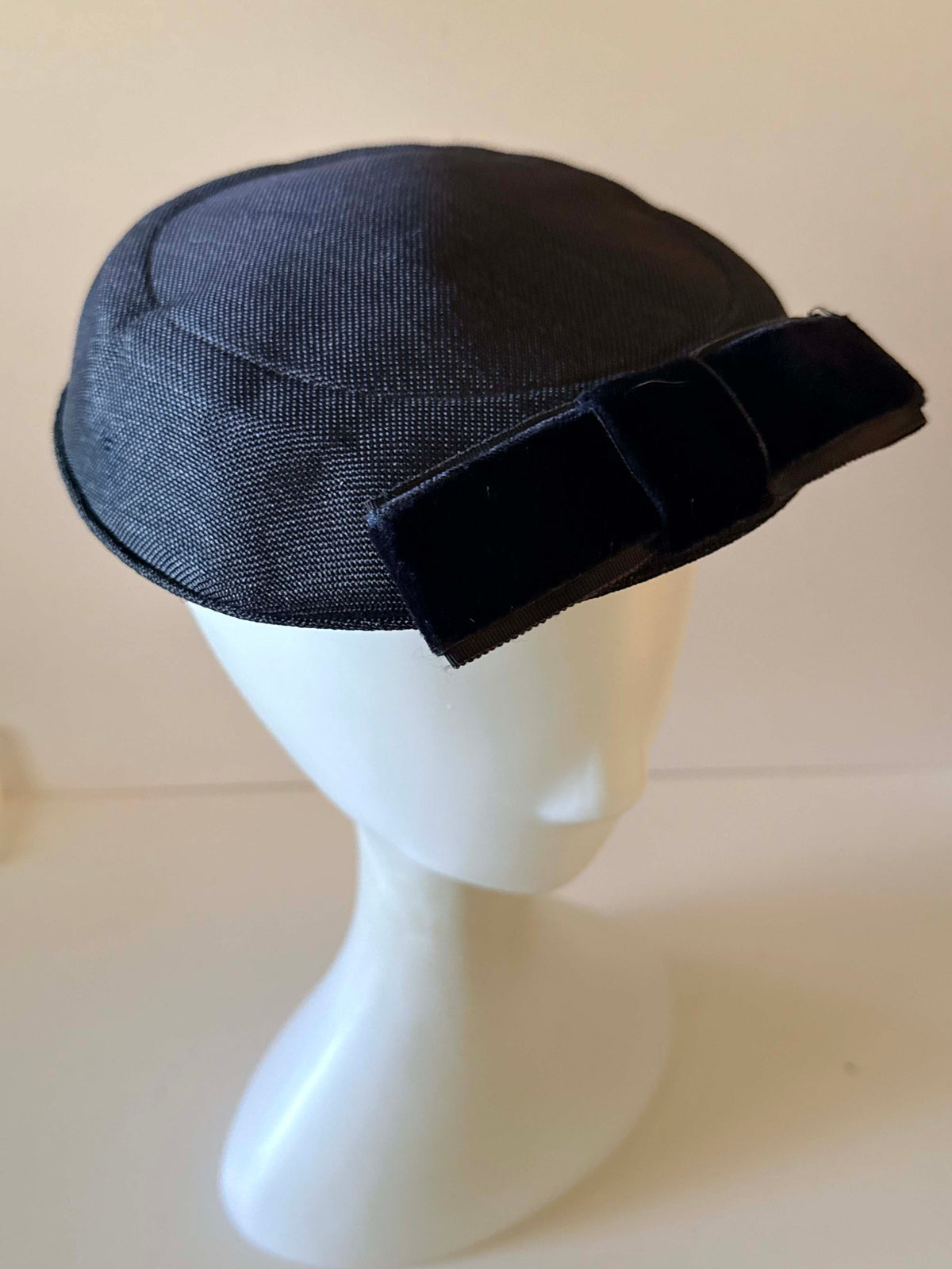 Vintage 1960s Navy Blue Straw Pillbox Hat Velvet Bow Mid Century Mod Structured Women's Millinery
