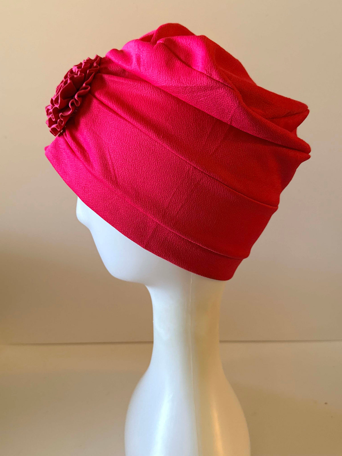 Vintage 1960s Hot Pink Turban Hat Fuchsia Draped Fabric Flower Cocktail Church Wedding Hat Retro Millinery