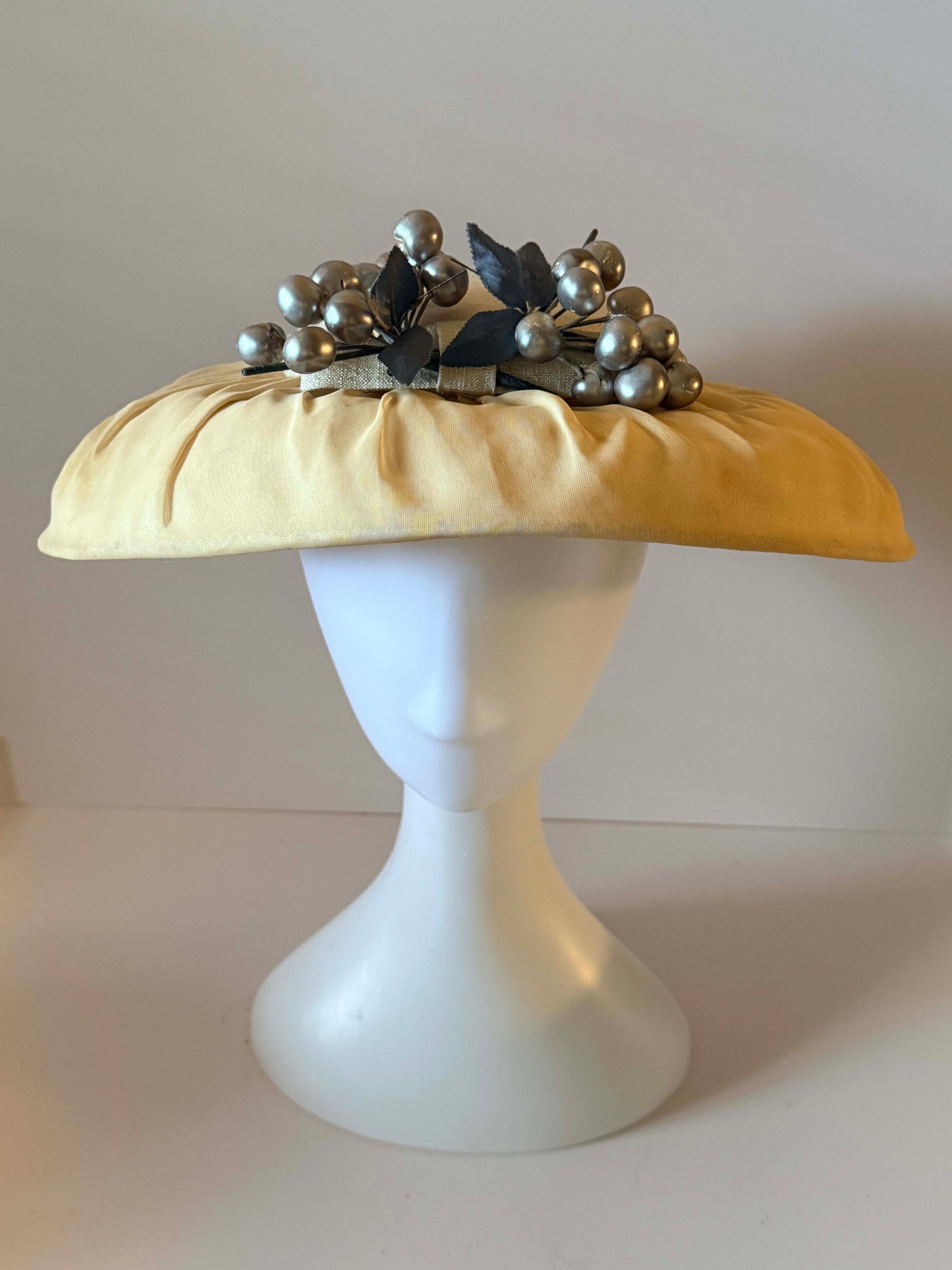 Vintage 1950s Ivory Silk Picture Hat | Wide Brim Formal Hat | Mid Century Occasion Hat with Silver Berry Trim
