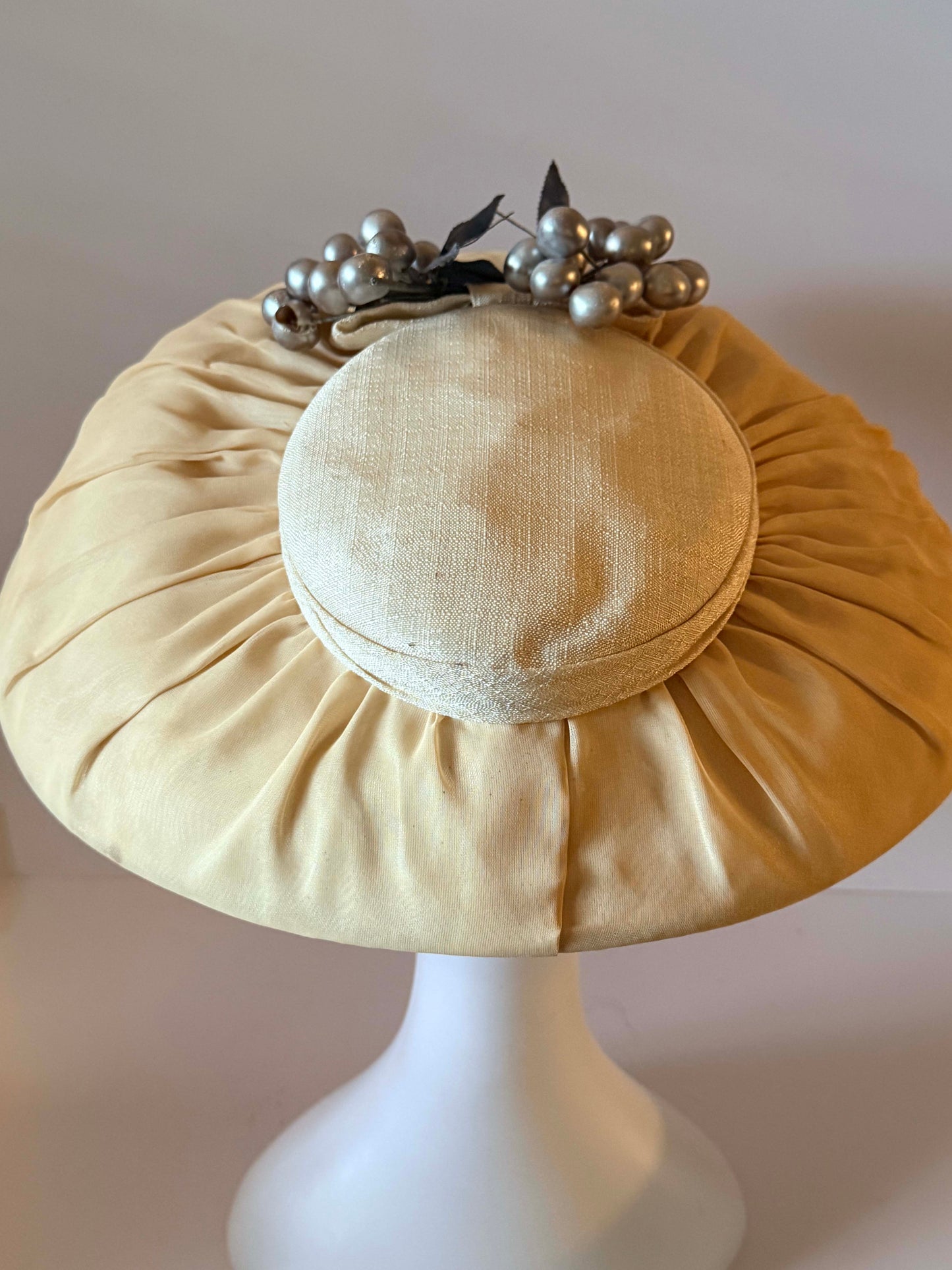 Vintage 1950s Ivory Silk Picture Hat | Wide Brim Formal Hat | Mid Century Occasion Hat with Silver Berry Trim