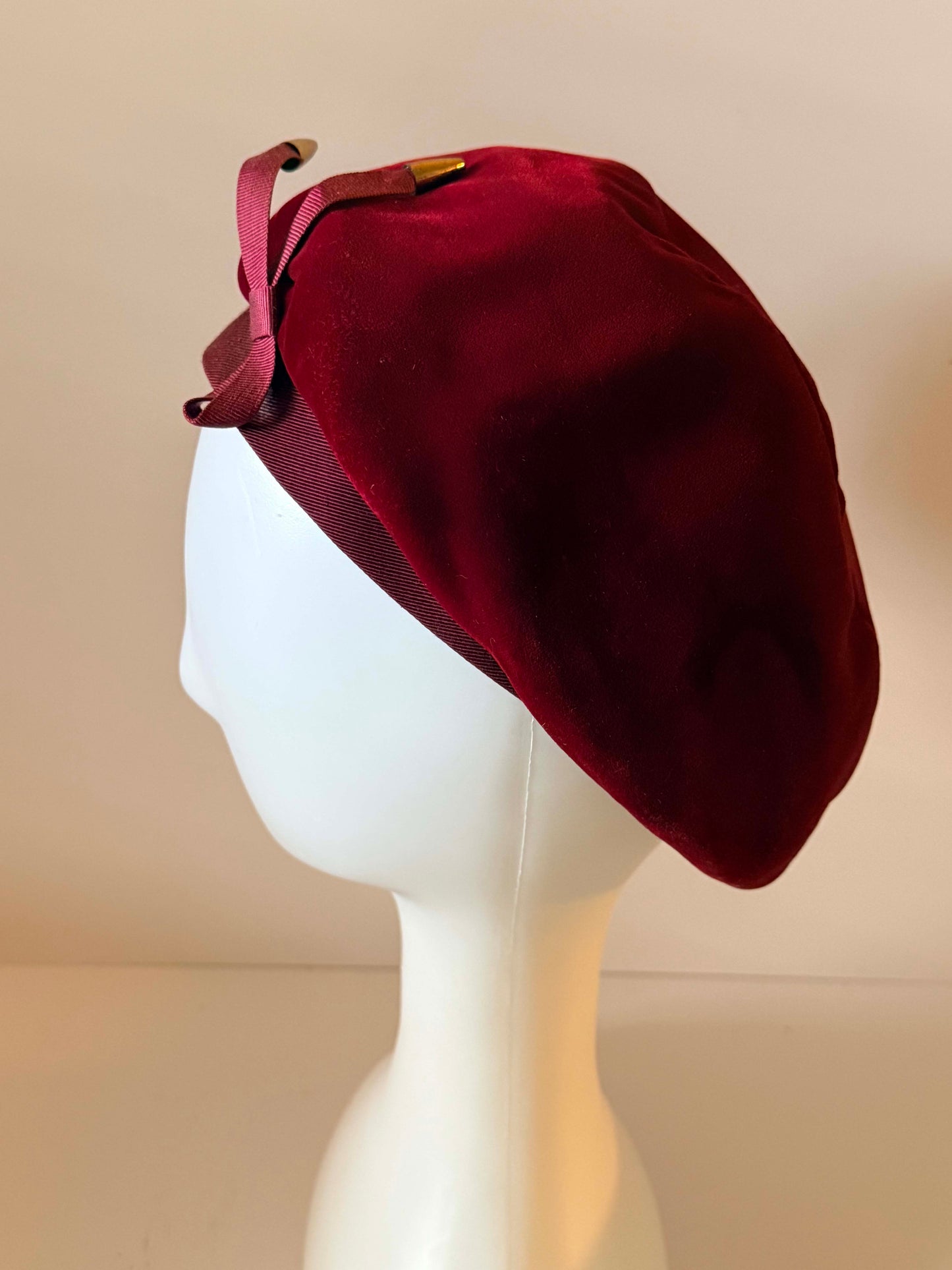 Vintage Gage Burgundy Velvet Beret Hat | 1950s Designer Tam Style Hat | Deep Red Velvet Cocktail Hat | Parisian Millinery | Mid Century Fashion