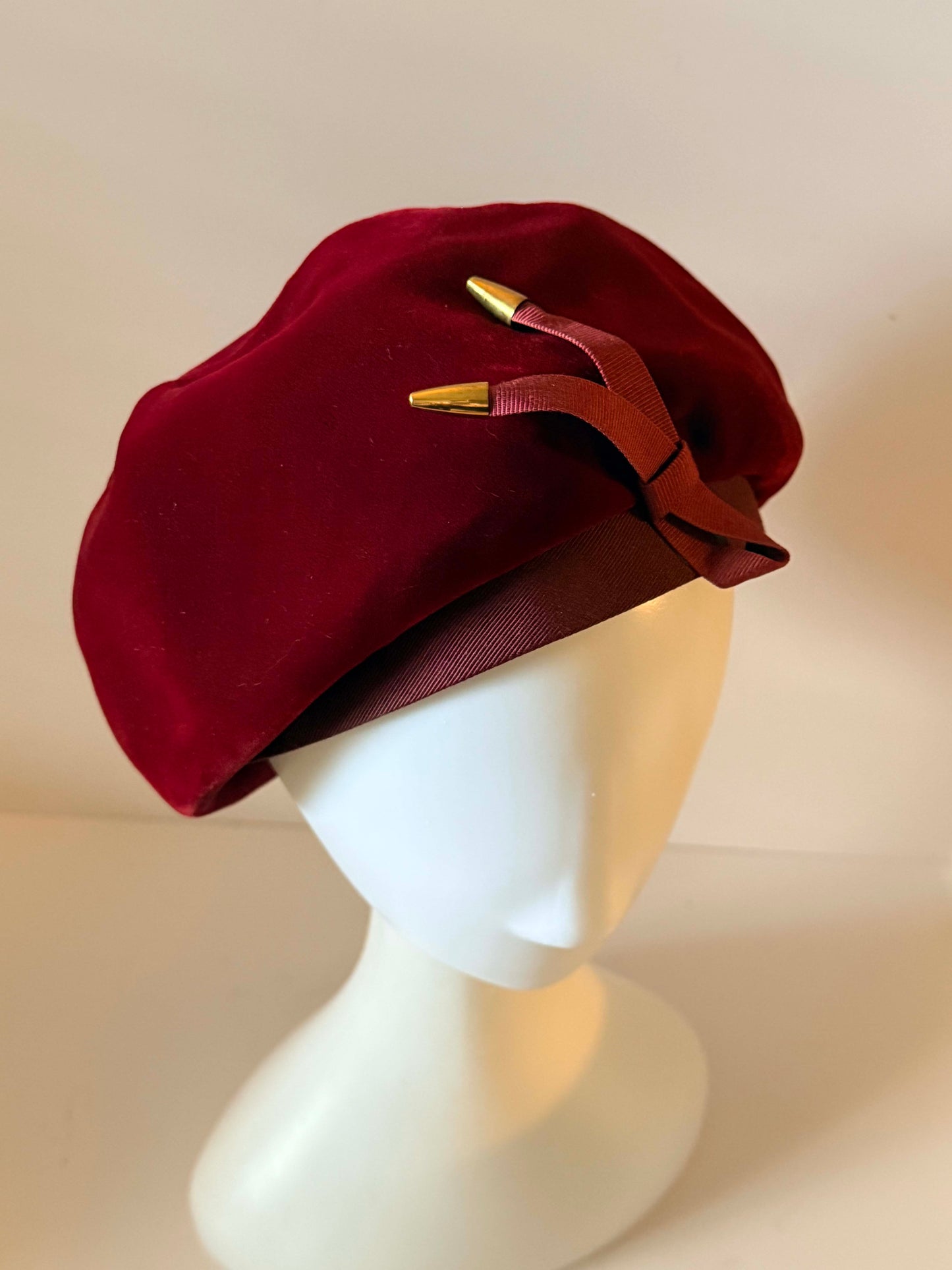Vintage Gage Burgundy Velvet Beret Hat | 1950s Designer Tam Style Hat | Deep Red Velvet Cocktail Hat | Parisian Millinery | Mid Century Fashion