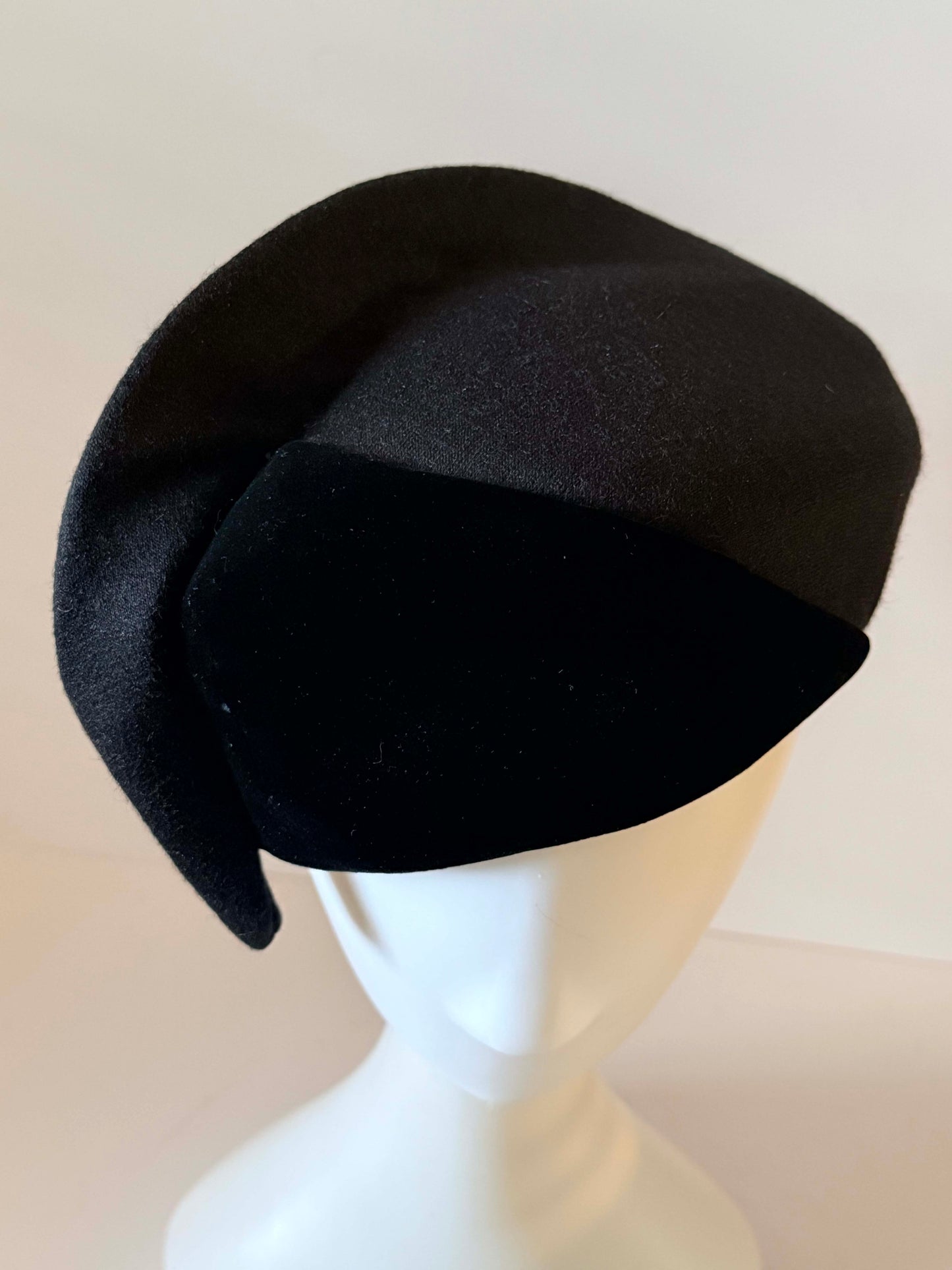 Vintage Sally Victor Black Sculptural Cocktail Hat | 1950s Couture Tilt Hat | Avant Garde Millinery | Dramatic Velvet Evening Hat | Designer New York Hat