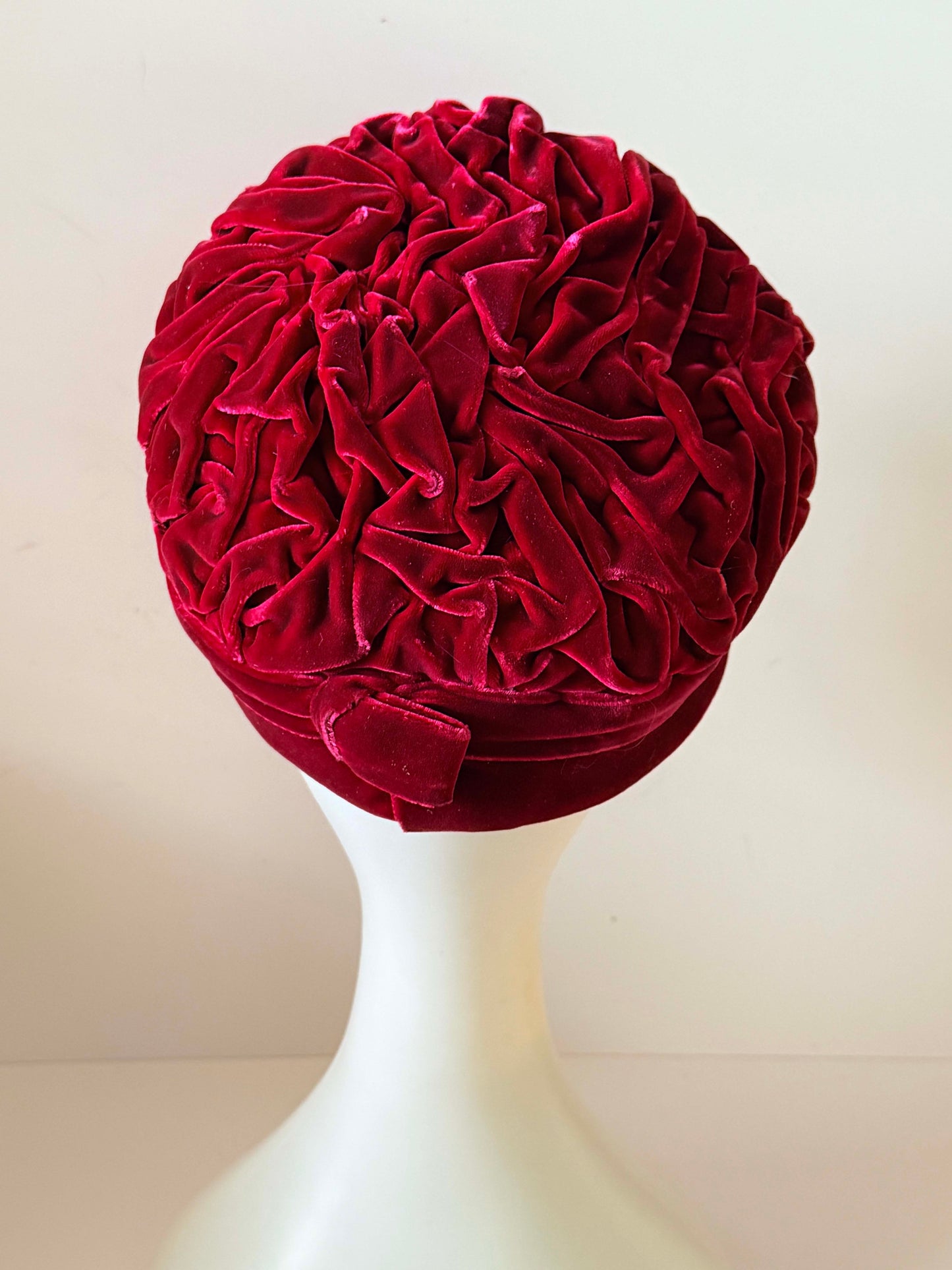 Vintage Red Velvet Rosette Hat | 1950s Sculptural Velvet Cocktail Hat | Ruby Red Floral Millinery | Holiday Party Hat | Statement Vintage Fascinator