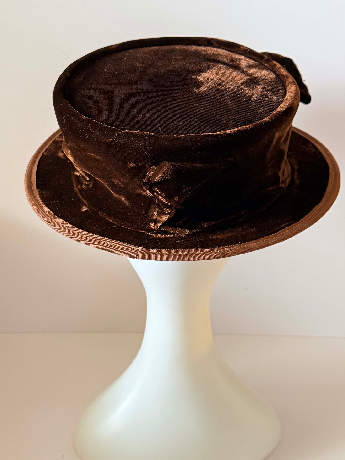 Vintage Gilles Francois Paris Brown Velvet Top Hat | French Millinery | Sculptural Cocktail Hat | Equestrian Style Hat | Couture-Inspired Statement Hat