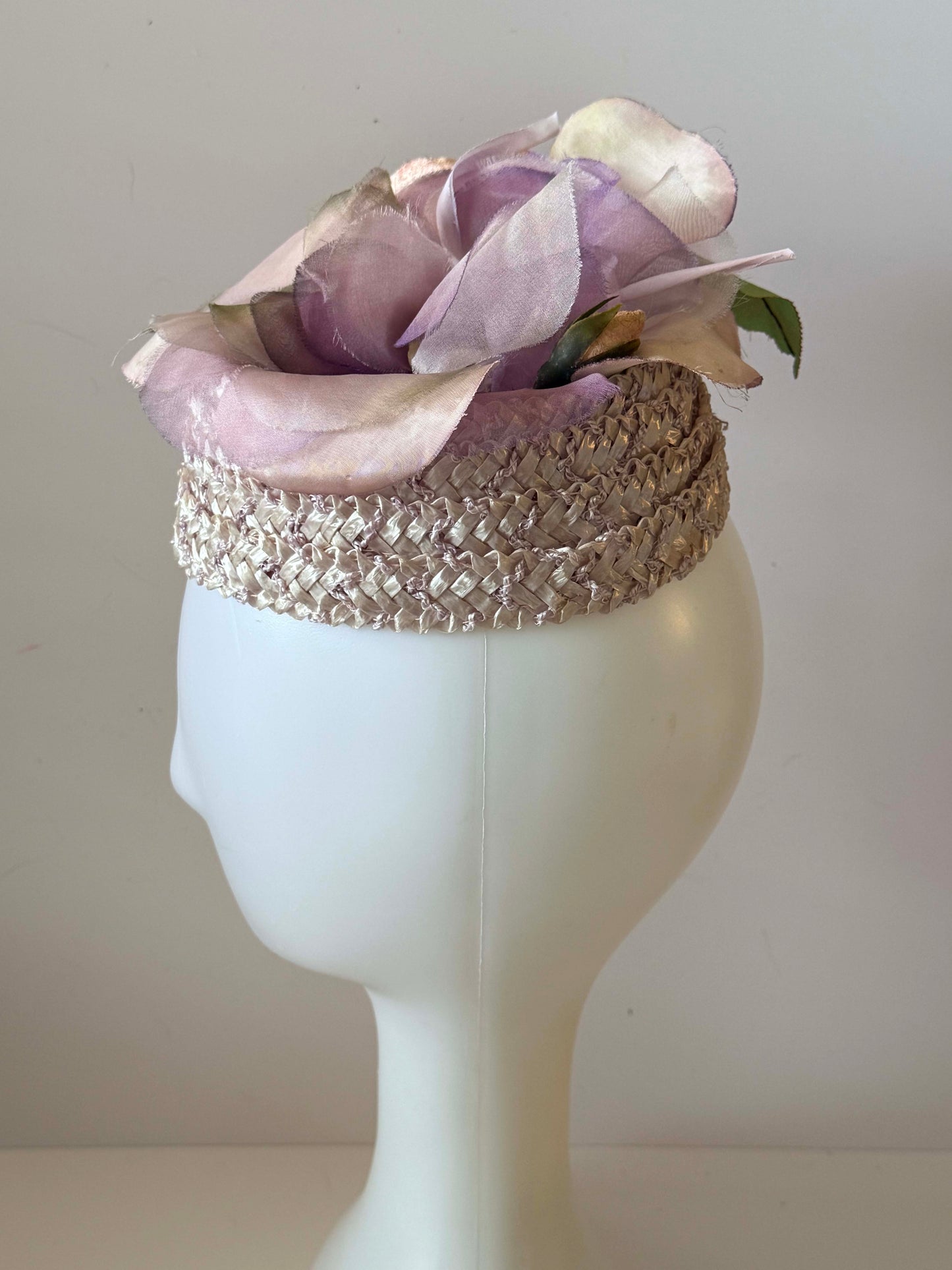 Vintage Lavender Floral Pillbox Hat | 1960s Flower Fascinator | Pastel Purple Raffia Pillbox | Romantic Wedding Guest Hat | Spring Garden Party Millinery