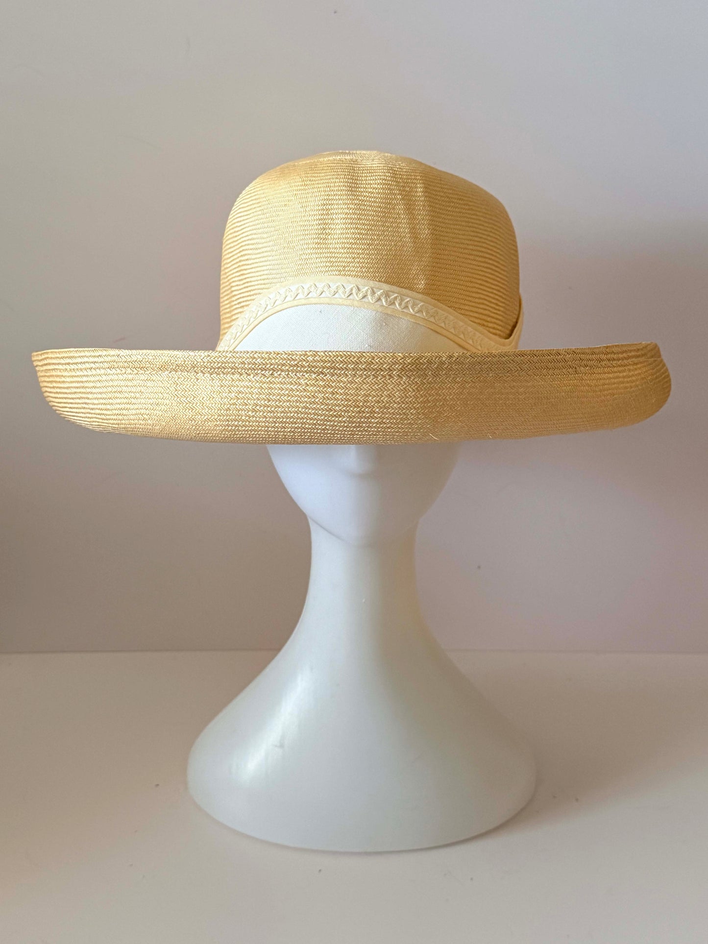 Vintage 1980s Mr John Classic Wide Brim Straw Hat | Ivory Cream Occasion Hat | Kentucky Derby Garden Party Wedding Hat