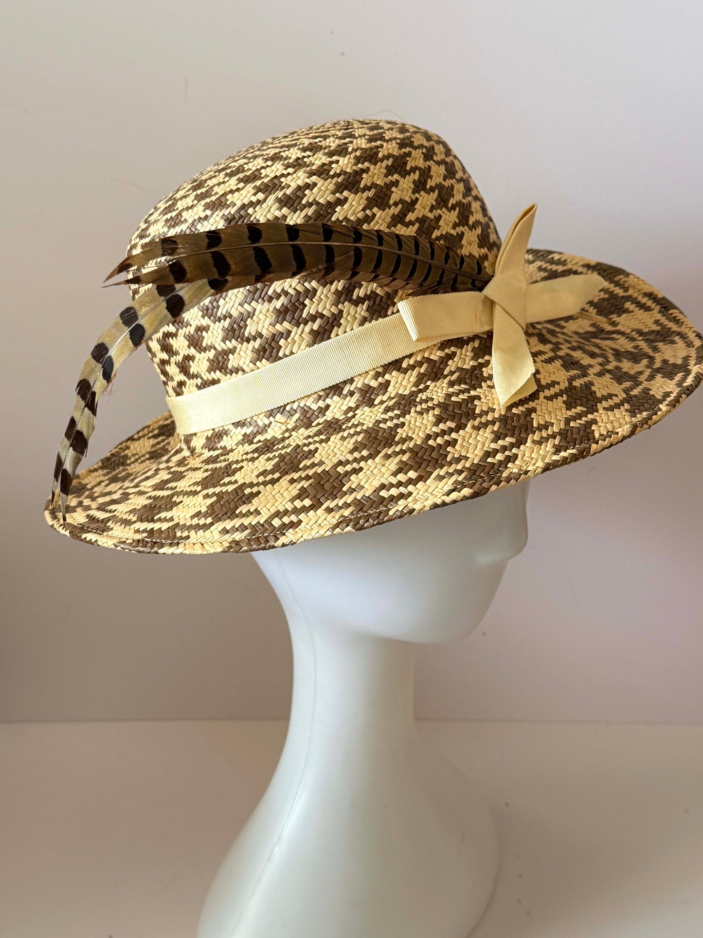 Vintage 1950s Frank Olive Straw Picture Hat | Two-Tone Woven Wide Brim Hat | Feather Trim Garden Party Derby Hat