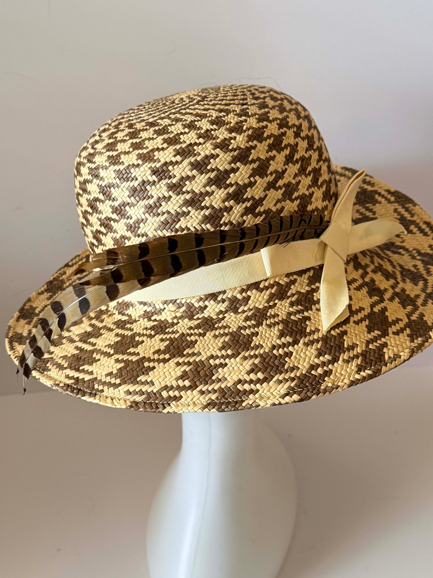 Vintage 1950s Frank Olive Straw Picture Hat | Two-Tone Woven Wide Brim Hat | Feather Trim Garden Party Derby Hat