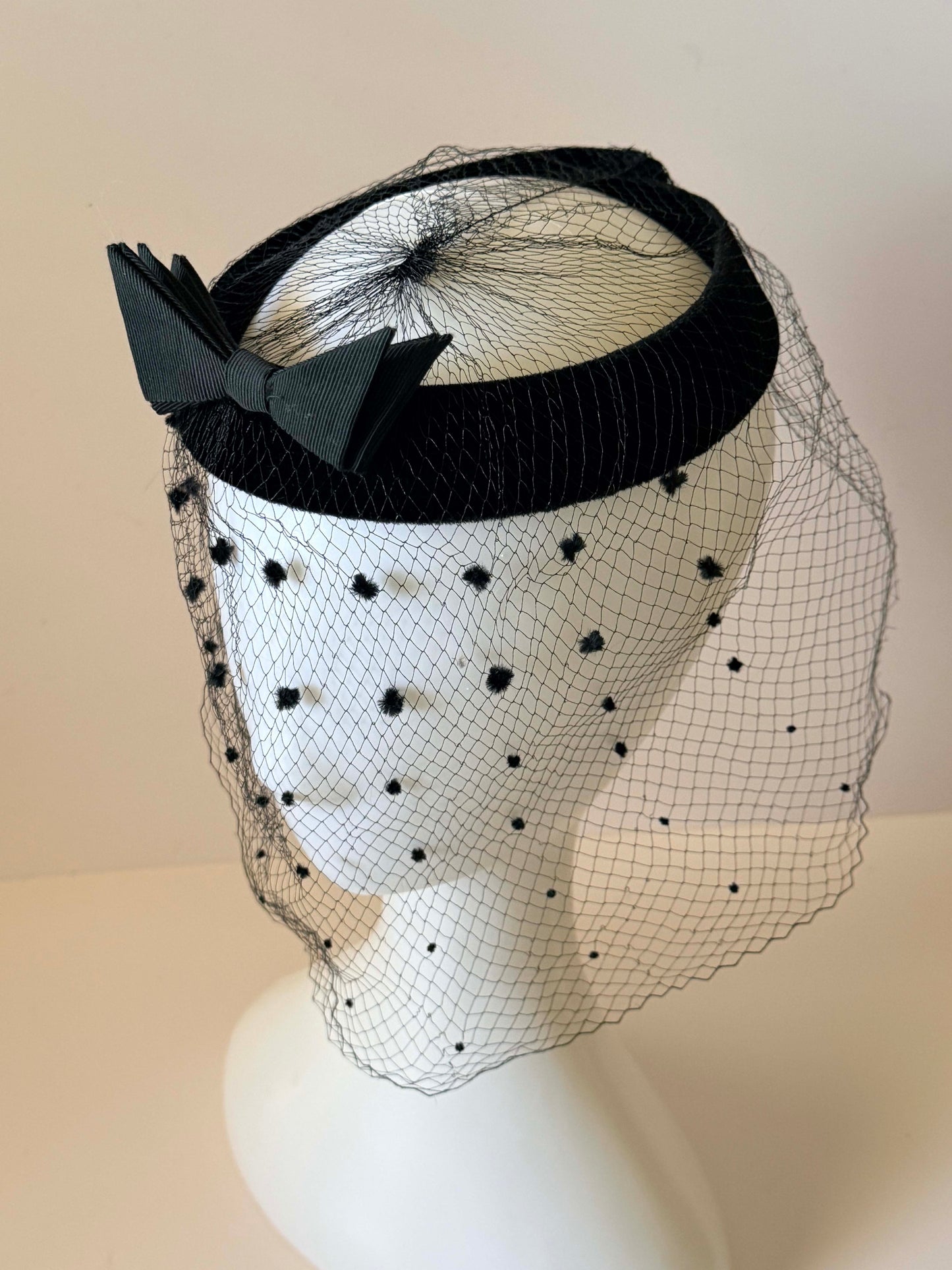 Vintage Black Velvet Veiled Halo Hat, Birdcage Veil Fascinator, Polka Dot Veil Headpiece, Cocktail Hat, Alternative Bridal Halo