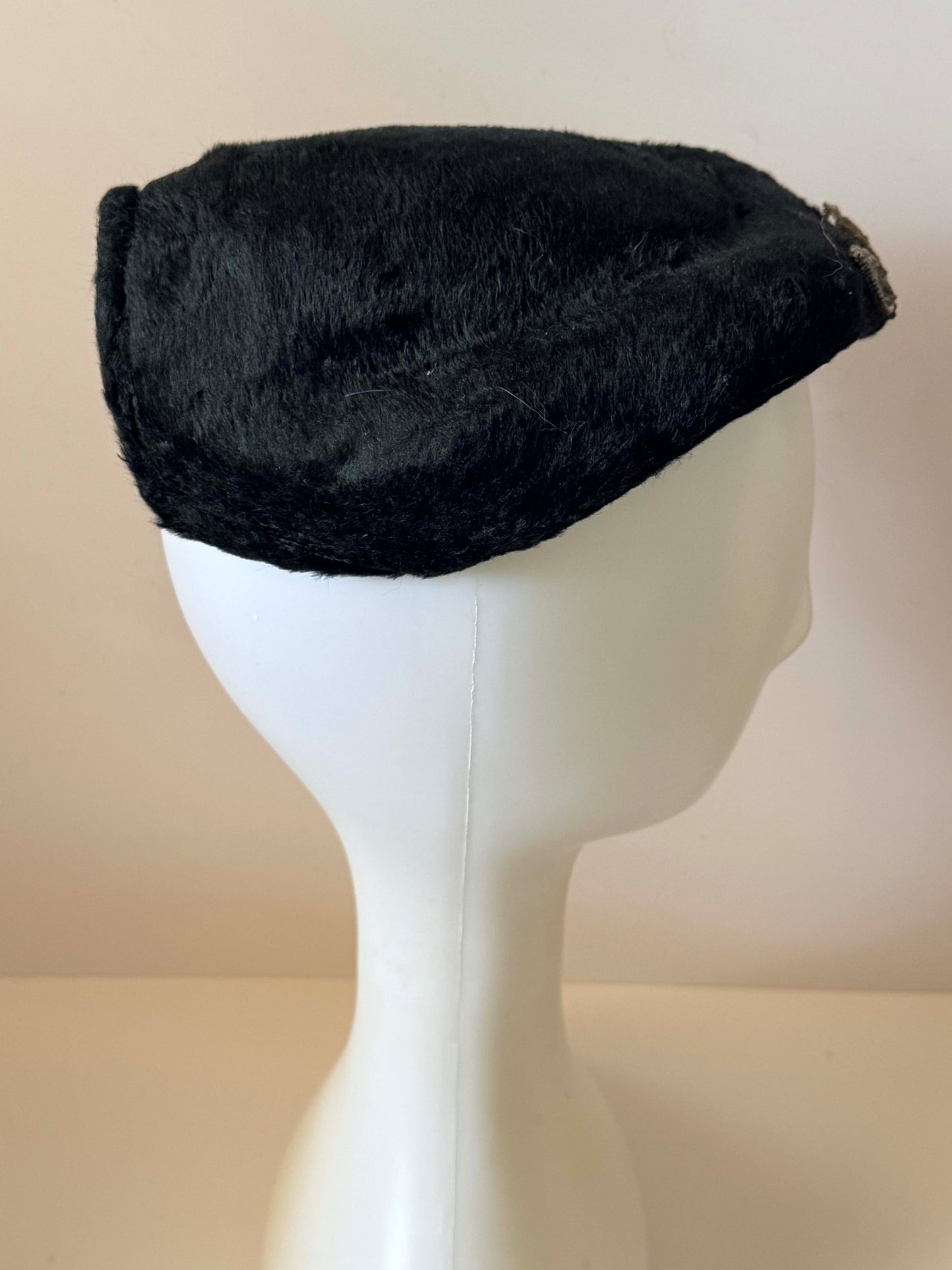 Vintage Black Fur Felt Pillbox Hat, Beaded Cocktail Hat, Mid Century Fur Hat, 1950s Black Fascinator, Classic Evening Hat