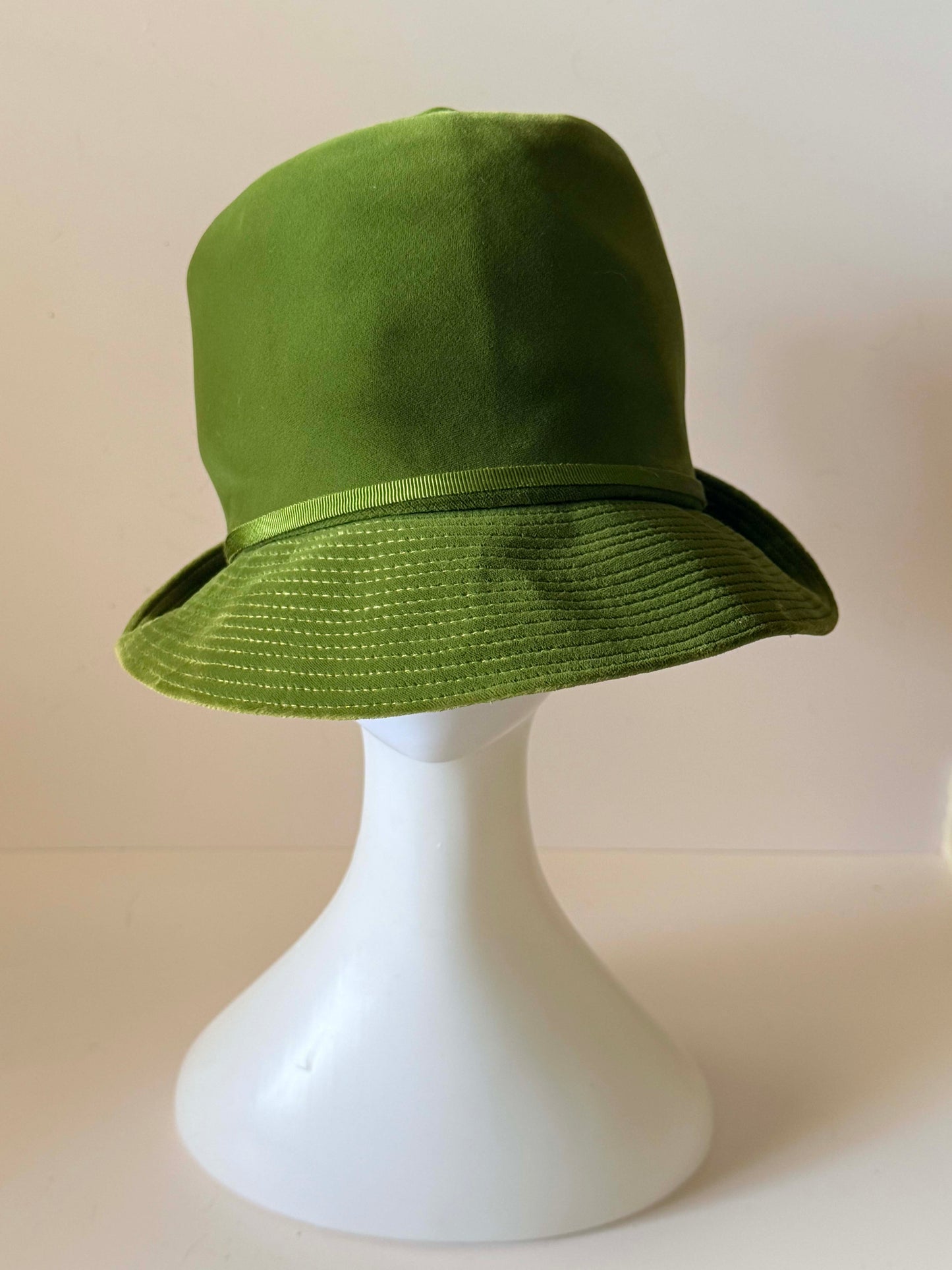 Vintage 1960s Olive Green Velvet Cloche Hat | Mod Bucket Hat | Mid Century Velvet Hat | Retro Women's Fashion Hat | Mad Men Style