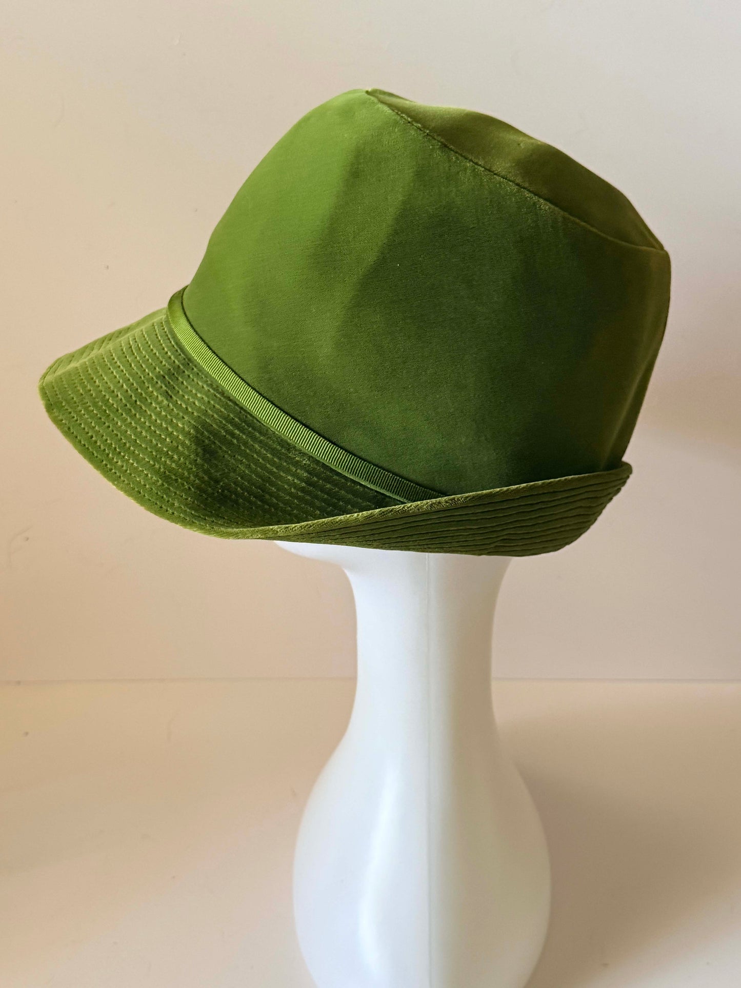 Vintage 1960s Olive Green Velvet Cloche Hat | Mod Bucket Hat | Mid Century Velvet Hat | Retro Women's Fashion Hat | Mad Men Style