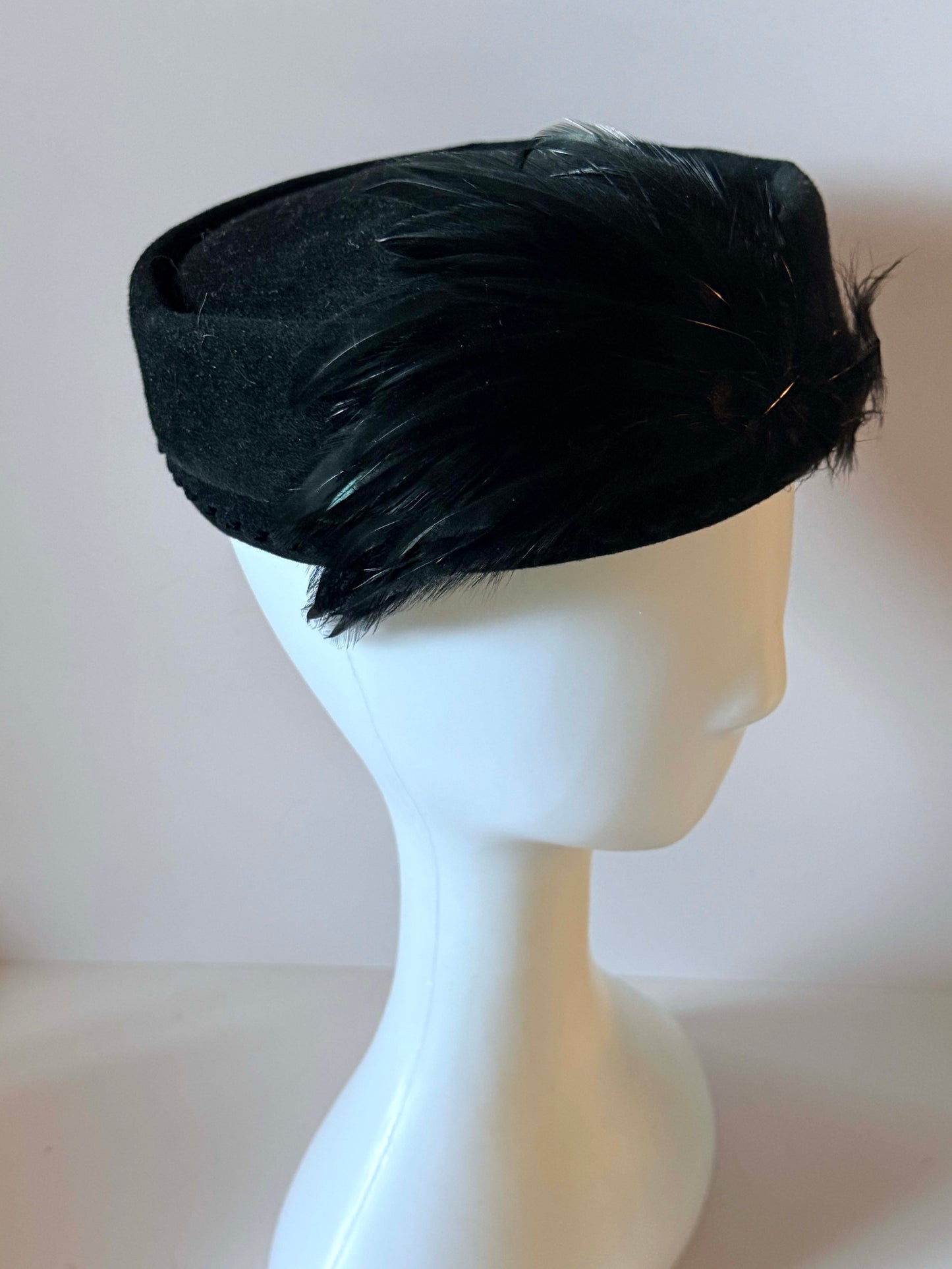 Vintage Black Velvet Pillbox Hat | Feather Cocktail Hat | 1950s Fascinator | Classic Millinery | Elegant Formal Hat