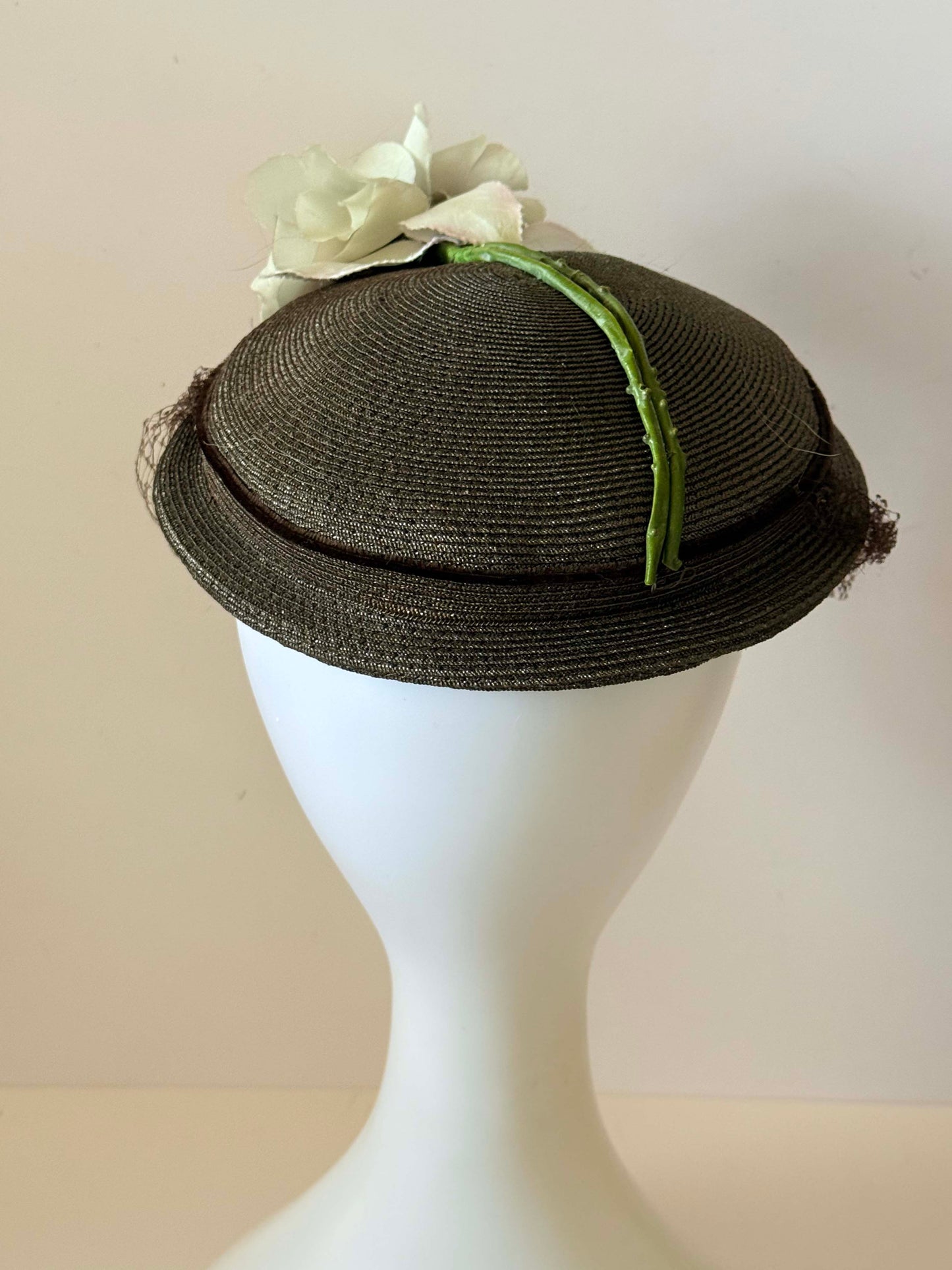 Vintage Evelyn Varon Modes Veiled Pillbox Hat, Brown Straw Cocktail Hat, White Floral Fascinator, 1960s Designer Millinery, Wedding Guest Hat