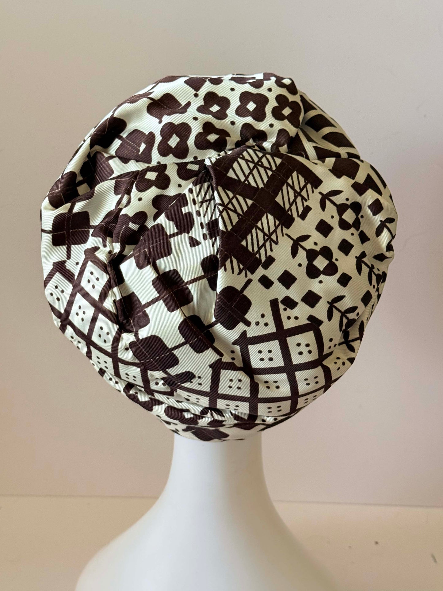 Vintage Gage Turban Hat, Brown and Cream Print Turban, Mod Turban Hat, 1960s Turban, Retro Headwrap Hat, Vintage Fashion Hat