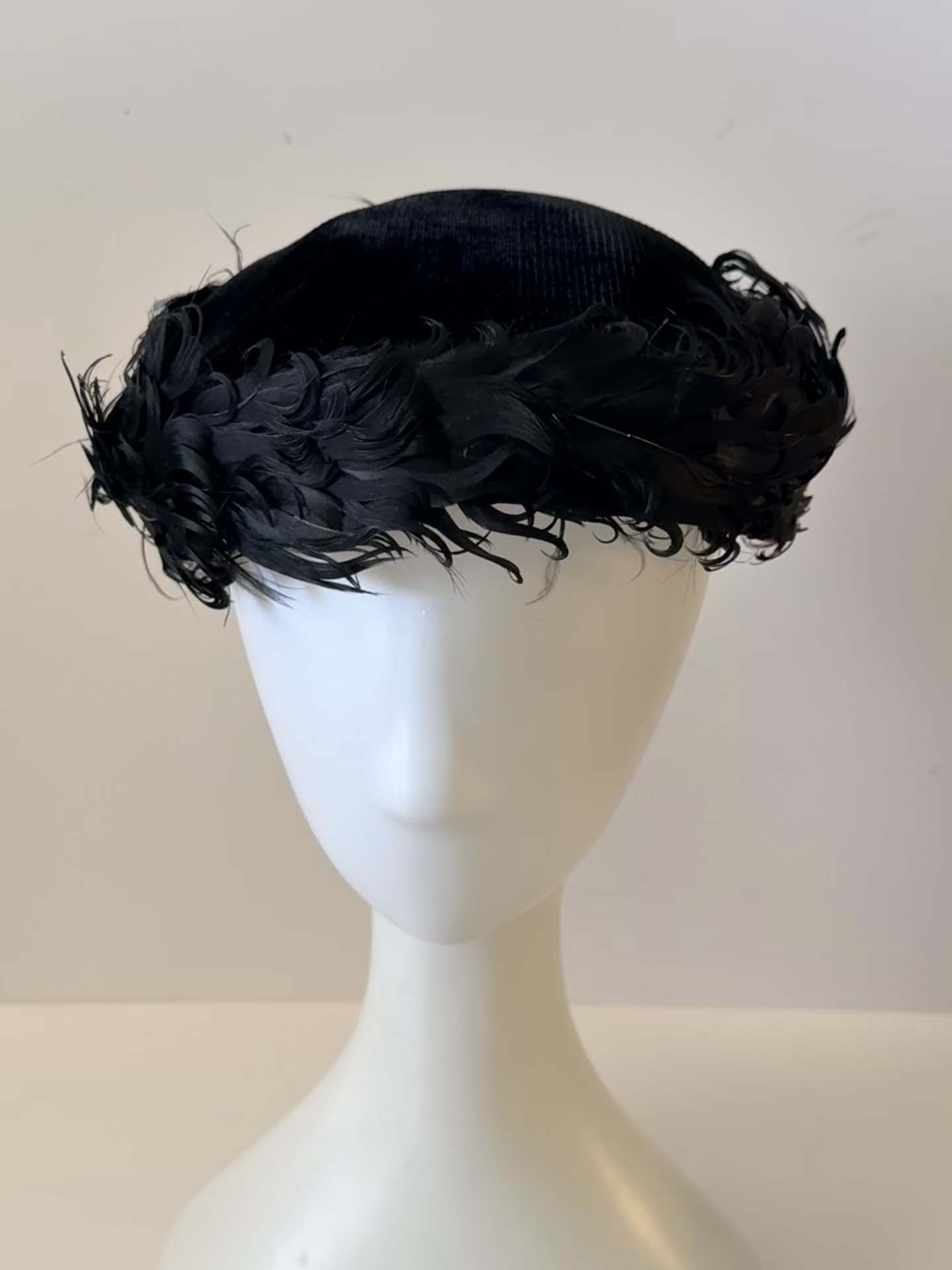 Vintage Black Feather Pillbox Hat | 1950s Cocktail Hat | Black Feather Trim Toque | Mid Century Millinery | Classic Formal Hat