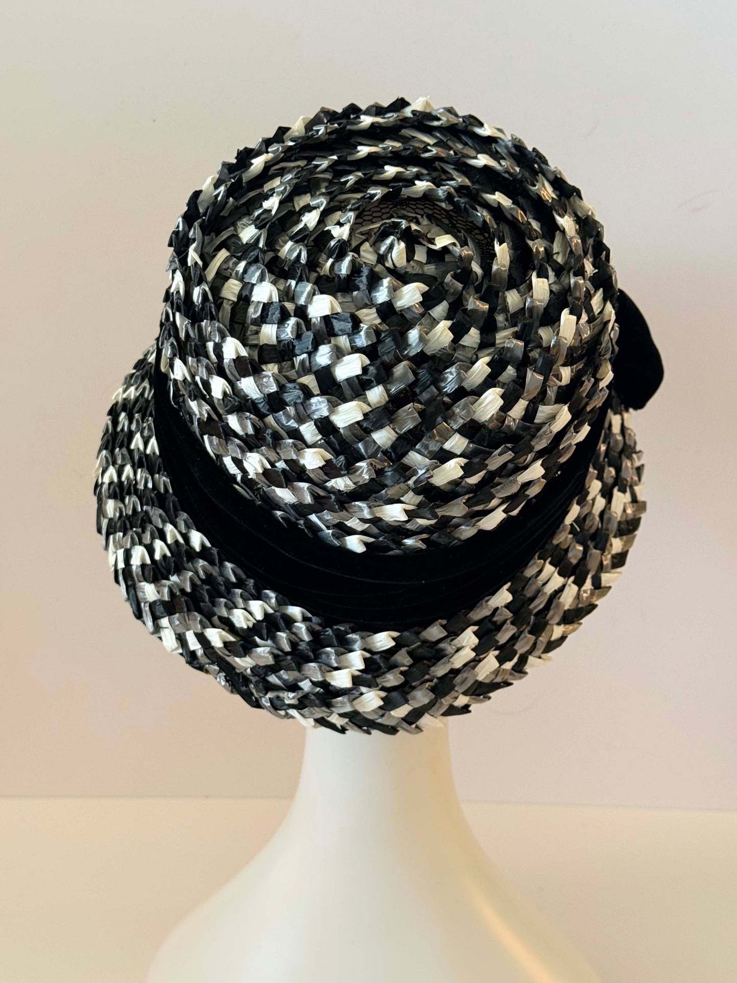 Vintage Roberta Bernays Black & White Raffia Hat | 1960s Mod Cloche Bucket Hat | Velvet Ribbon Bow Hat | Kentucky Derby Hat