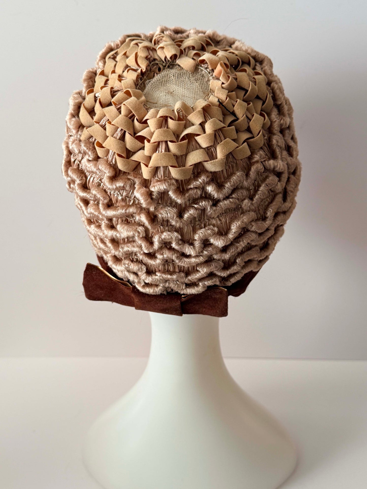 Vintage 1960s Textured Pillbox Hat | Beige Woven Cloche Cap | Velvet Trim Hat | Mid Century Cocktail Hat | Mod Era Vintage Millinery
