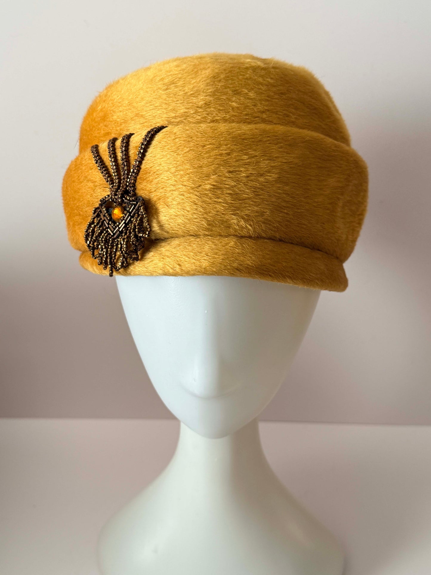 Vintage Camel Fur Pillbox Hat | 1960s Fur Felt Cloche Hat | Beaded Art Deco Accent | Mod Winter Millinery | Size 22