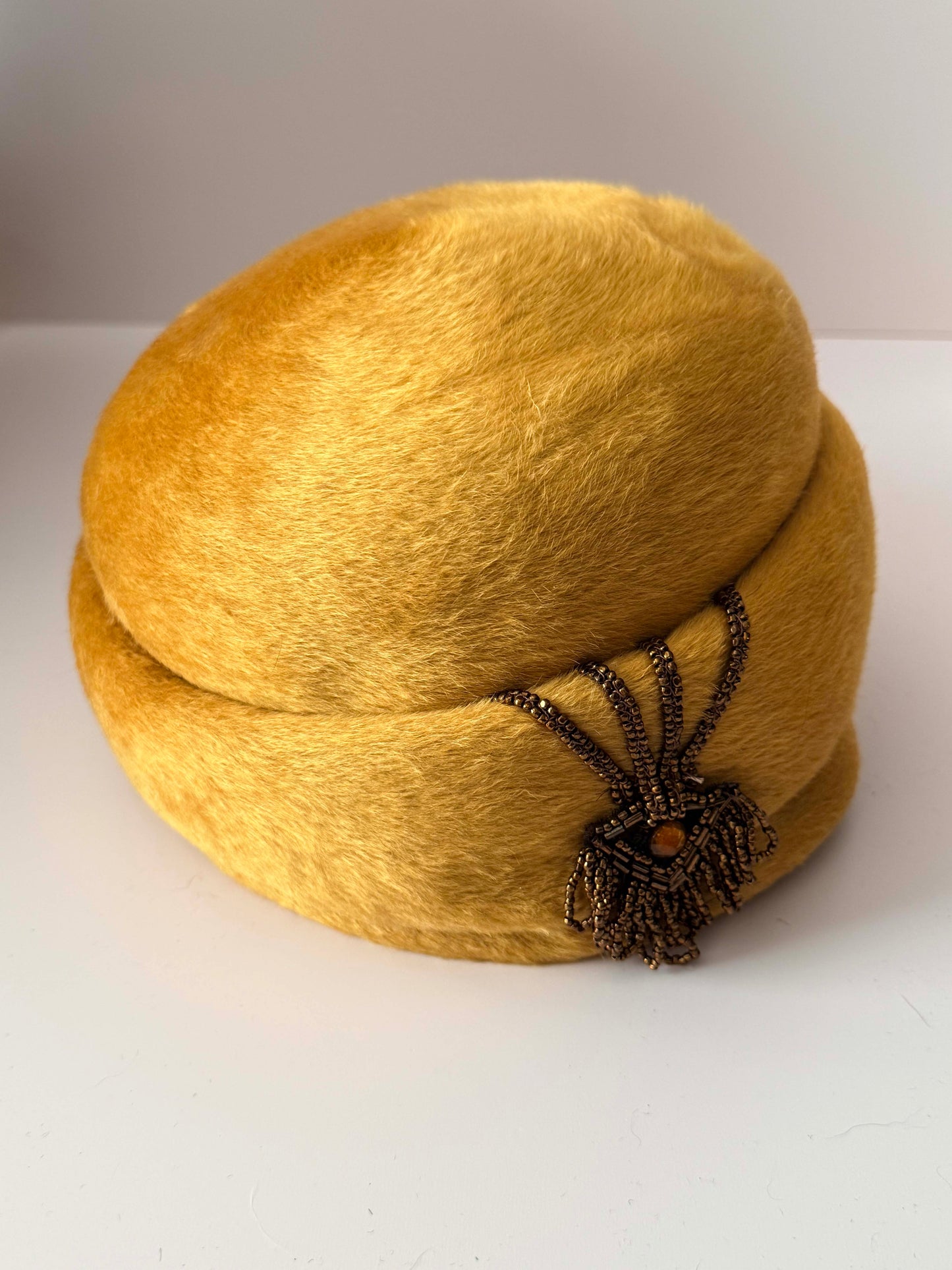 Vintage Camel Fur Pillbox Hat | 1960s Fur Felt Cloche Hat | Beaded Art Deco Accent | Mod Winter Millinery | Size 22